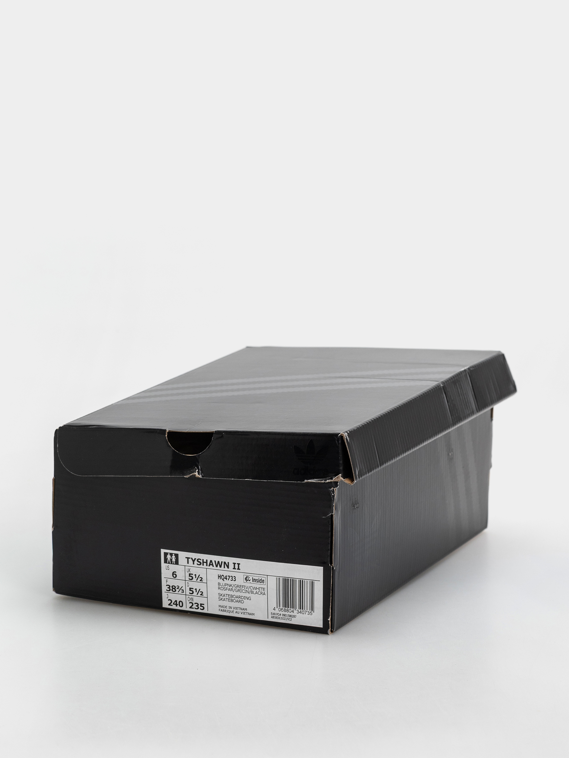 Обувки adidas Tyshawn II (blupnk/grefiv/cwhite)
