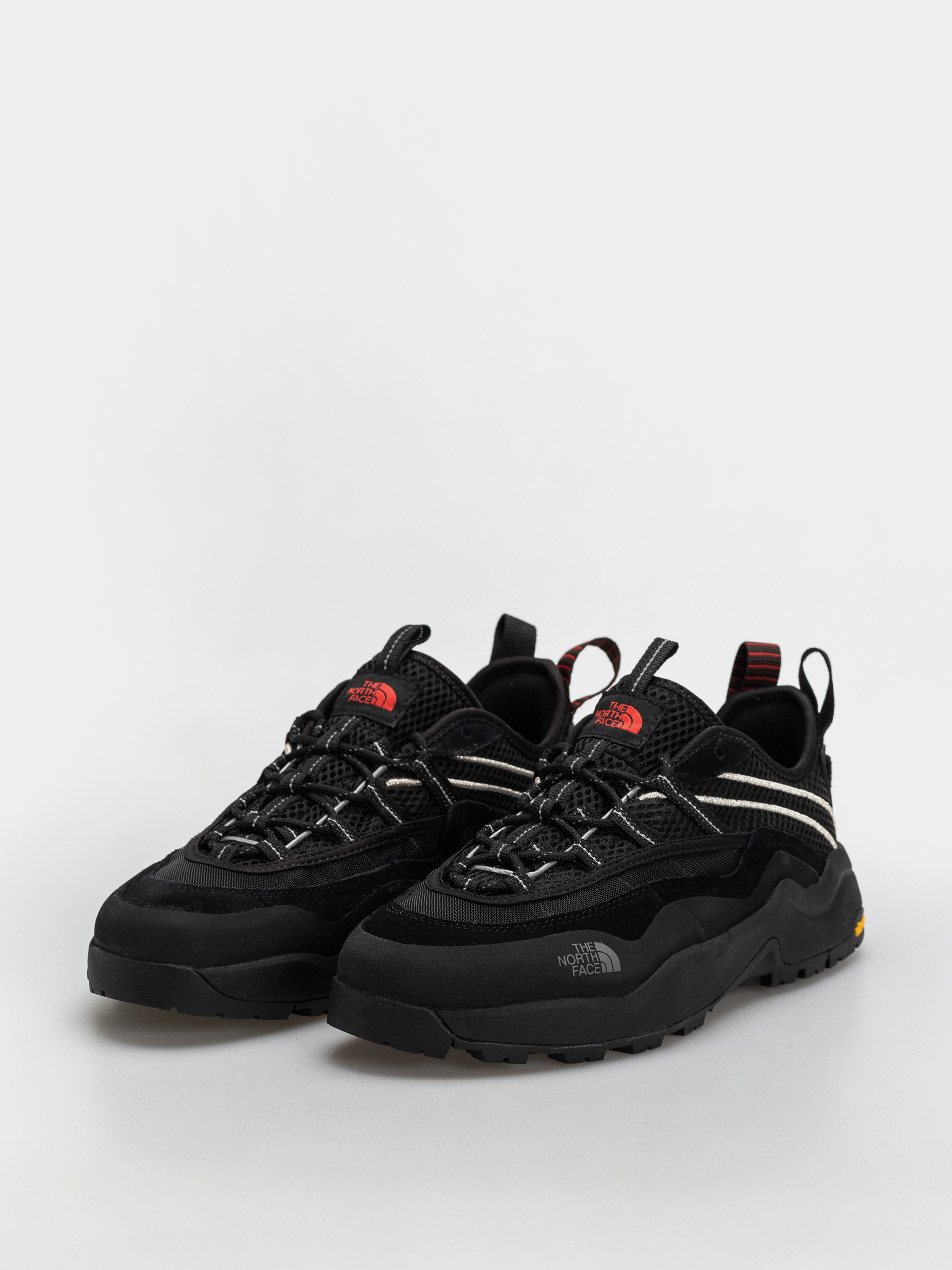 Обувки The North Face Clyffe Ultra (tnf blk/tnf red)