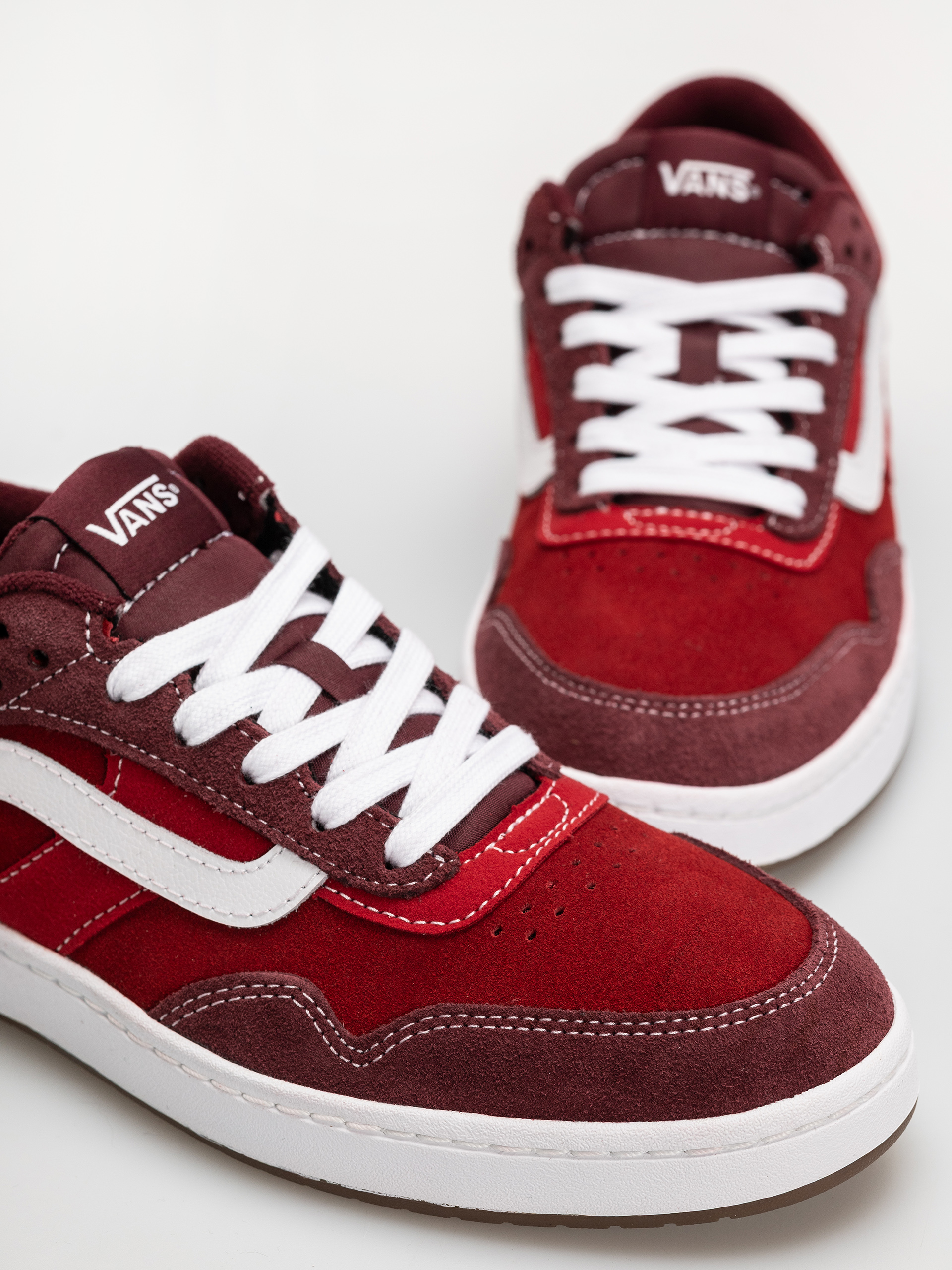 Обувки Vans Cruze 3.0 (red/red)