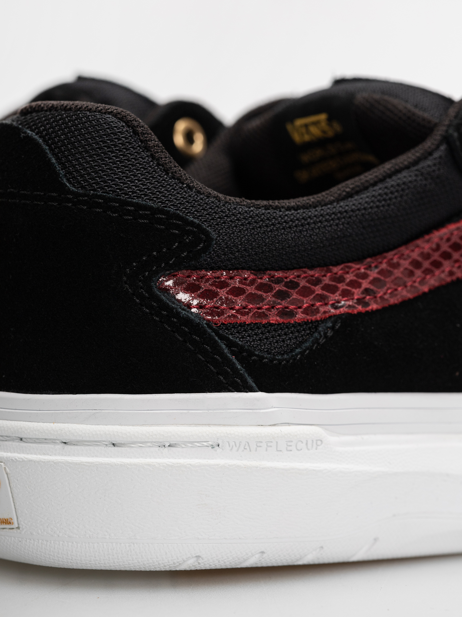 Обувки Vans Skate Kyle Walker (python black)