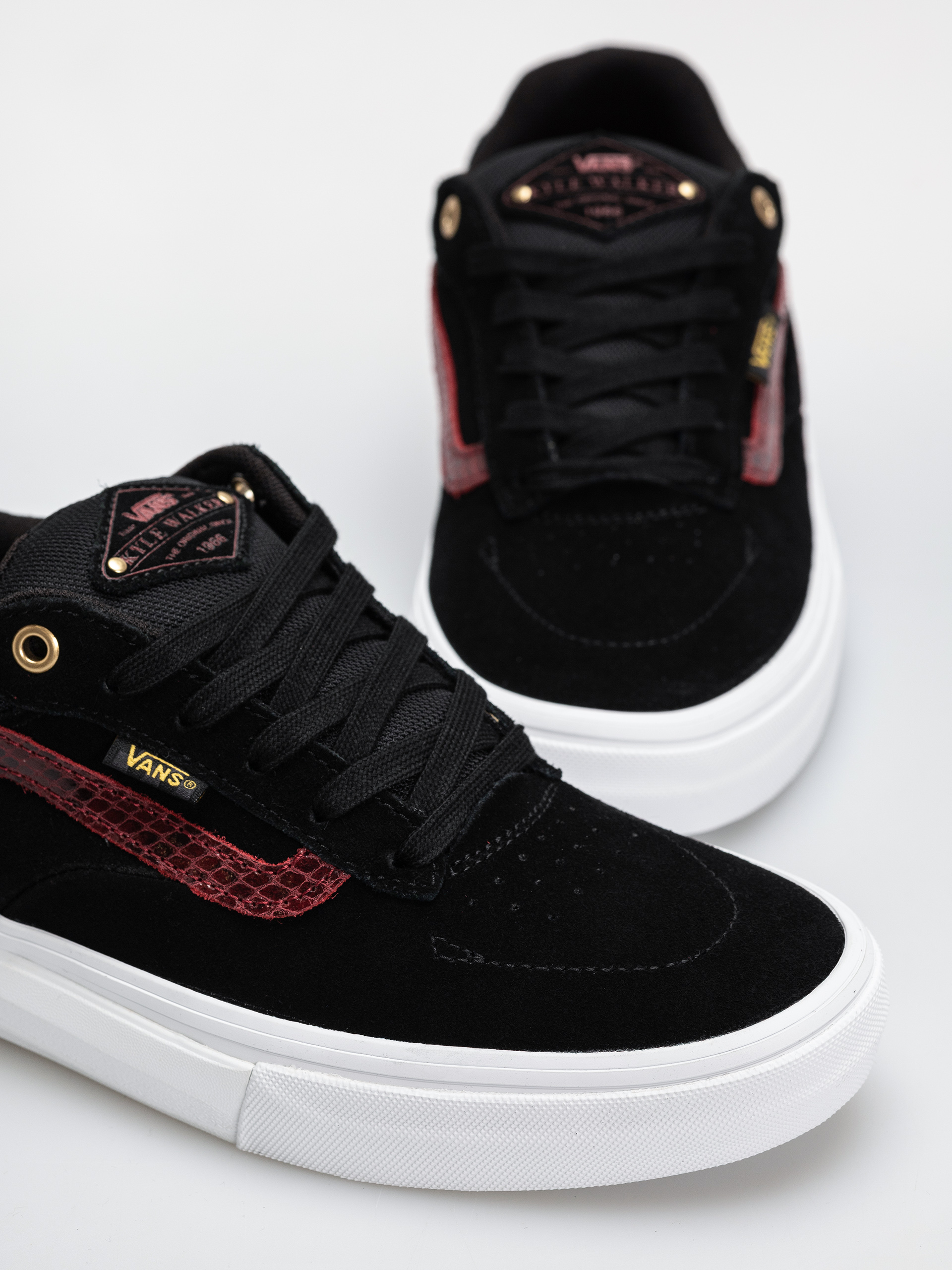 Обувки Vans Skate Kyle Walker (python black)