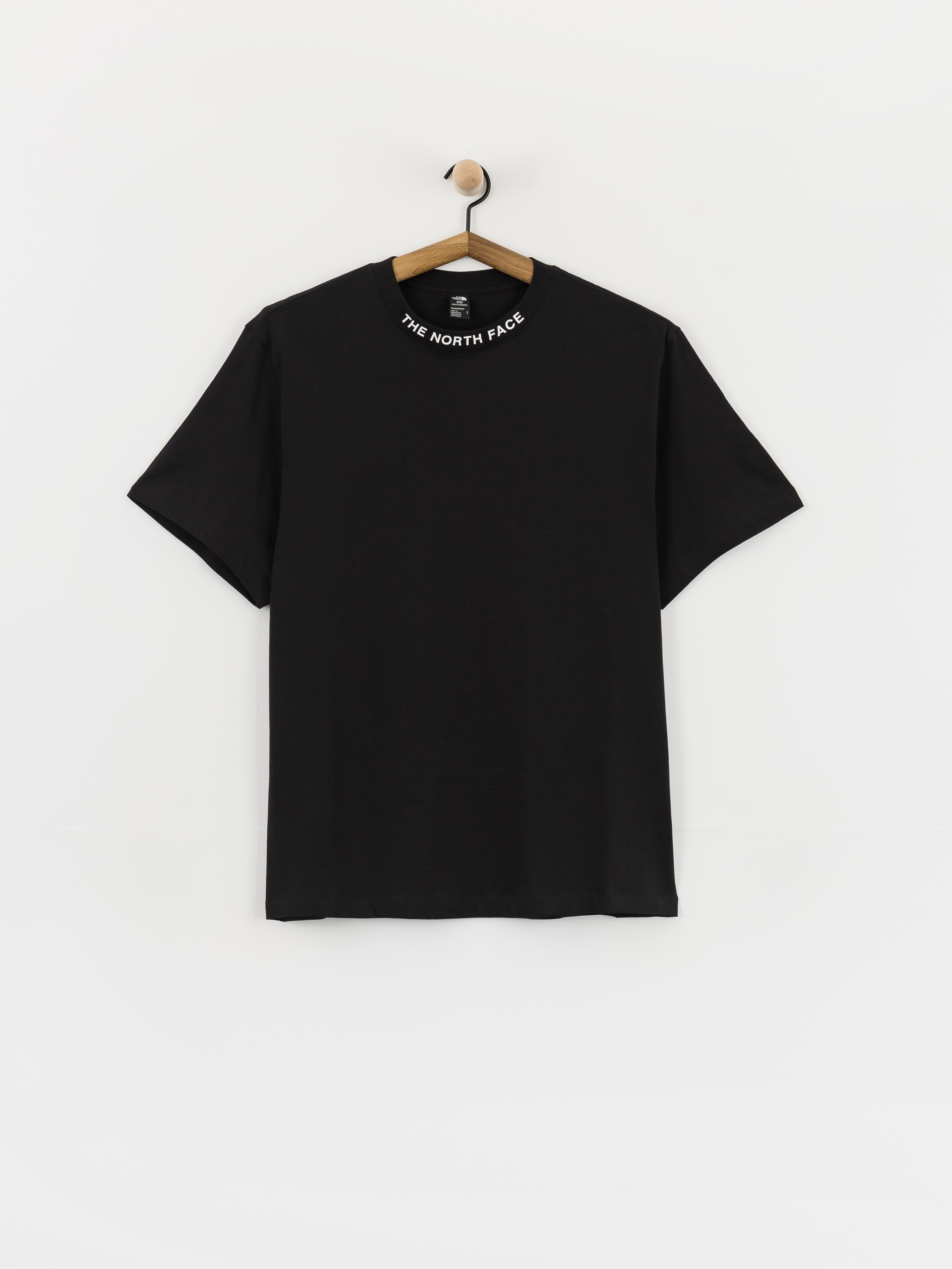 Тениска The North Face Zumu Relaxed (tnf black)