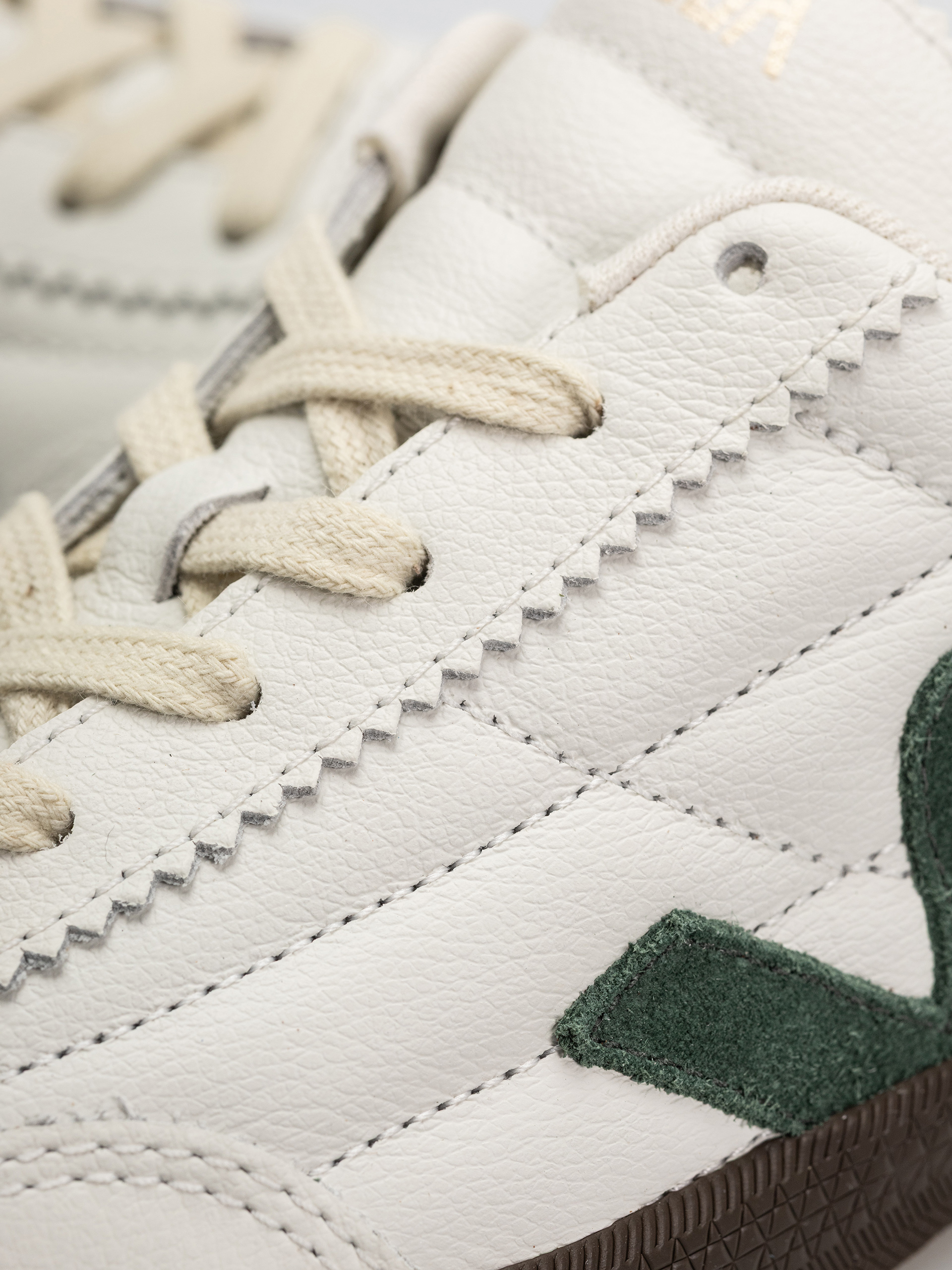 Обувки Veja Panenka Wmn (white cyprus eagle)