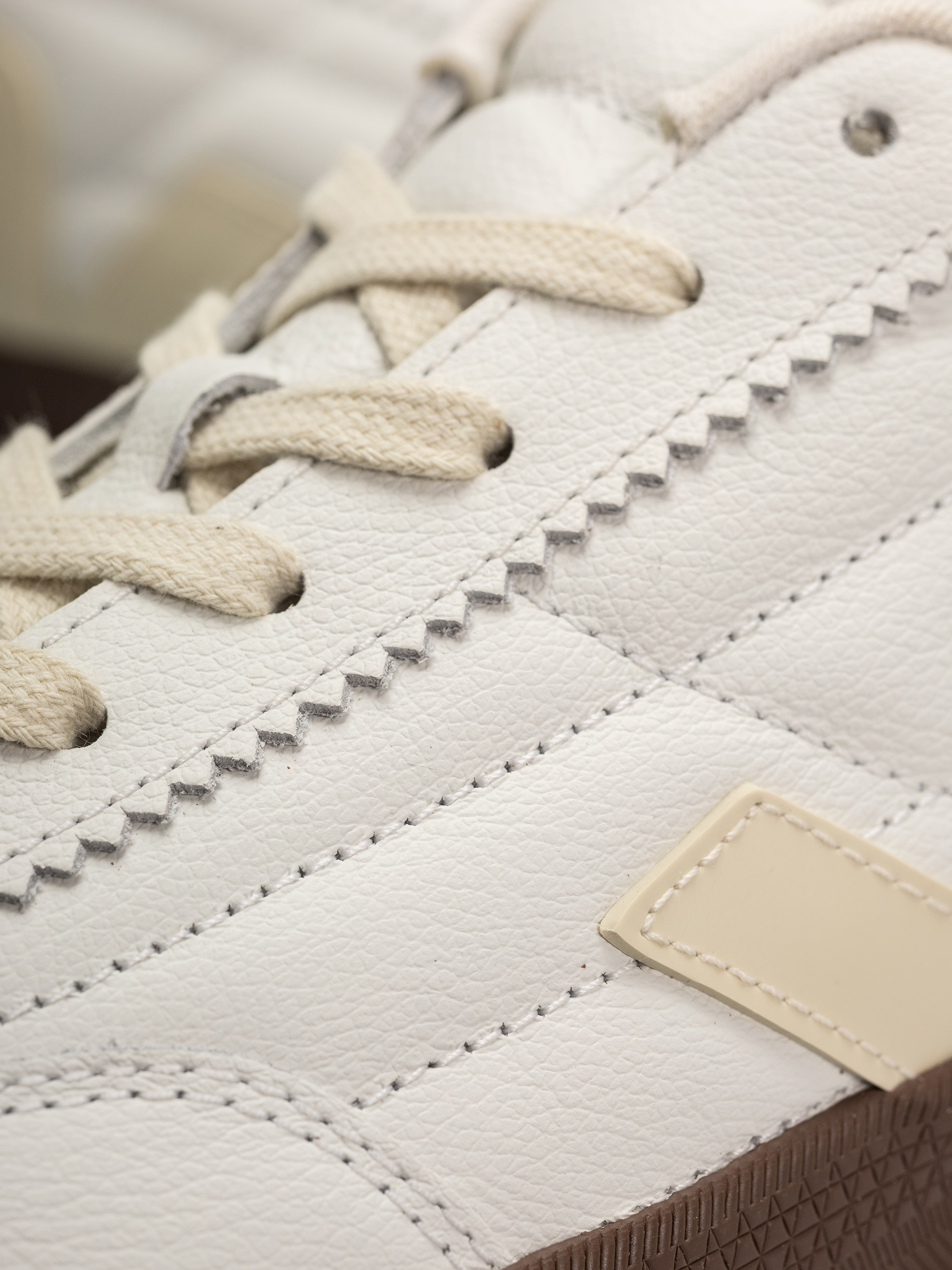 Обувки Veja Panenka (white black bark)