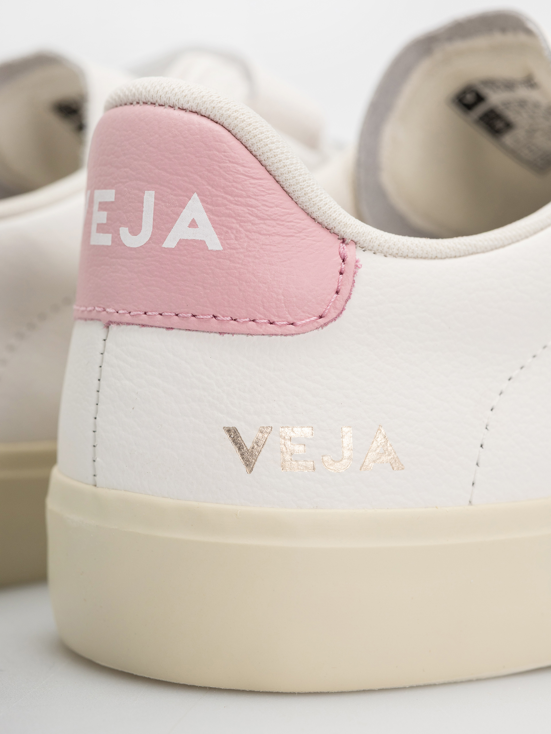 Обувки Veja Recife Logo Wmn (white guimauve)