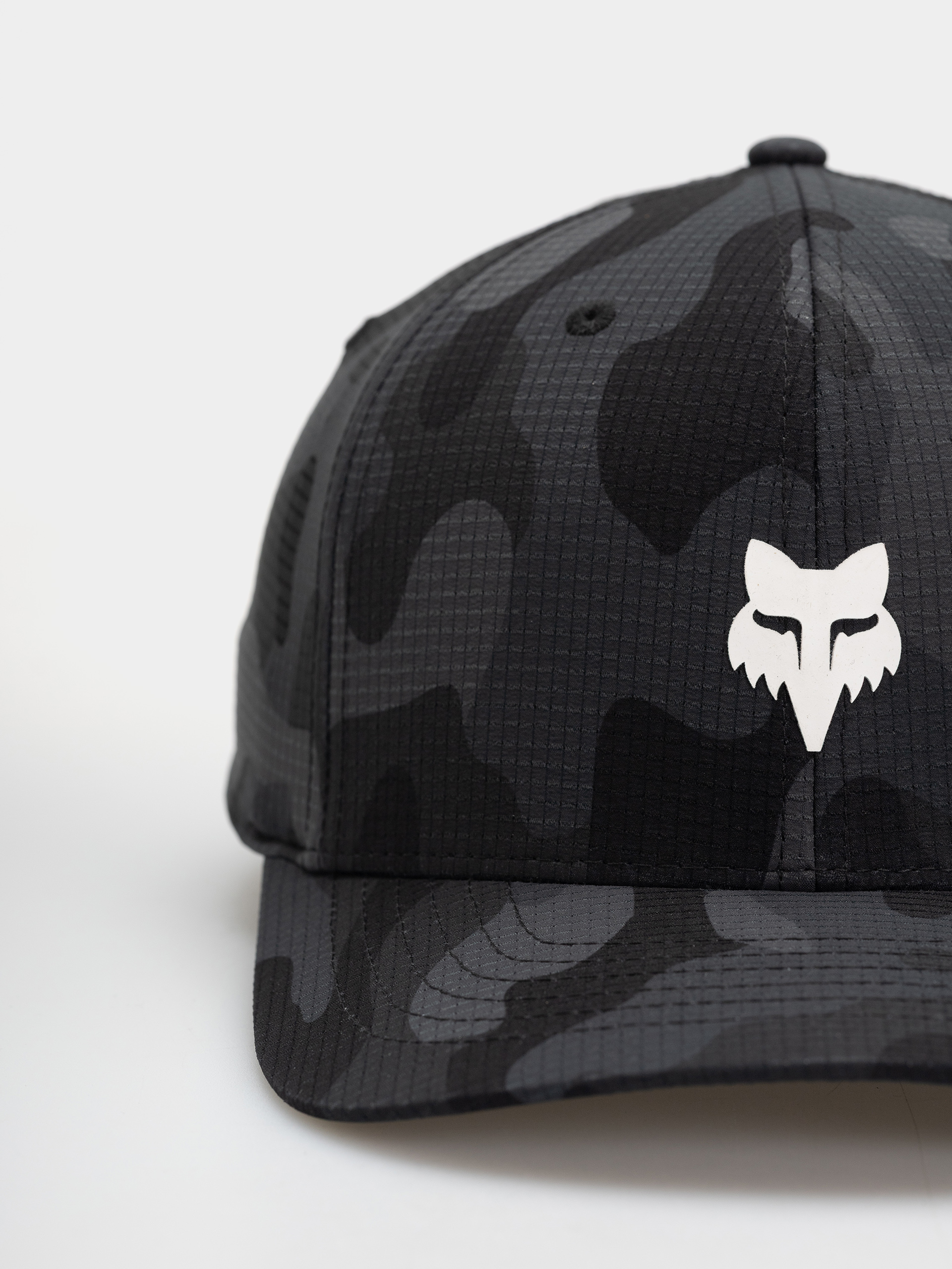 Шапка с козирка Fox Head Camo Tech Flexfit (black camo)