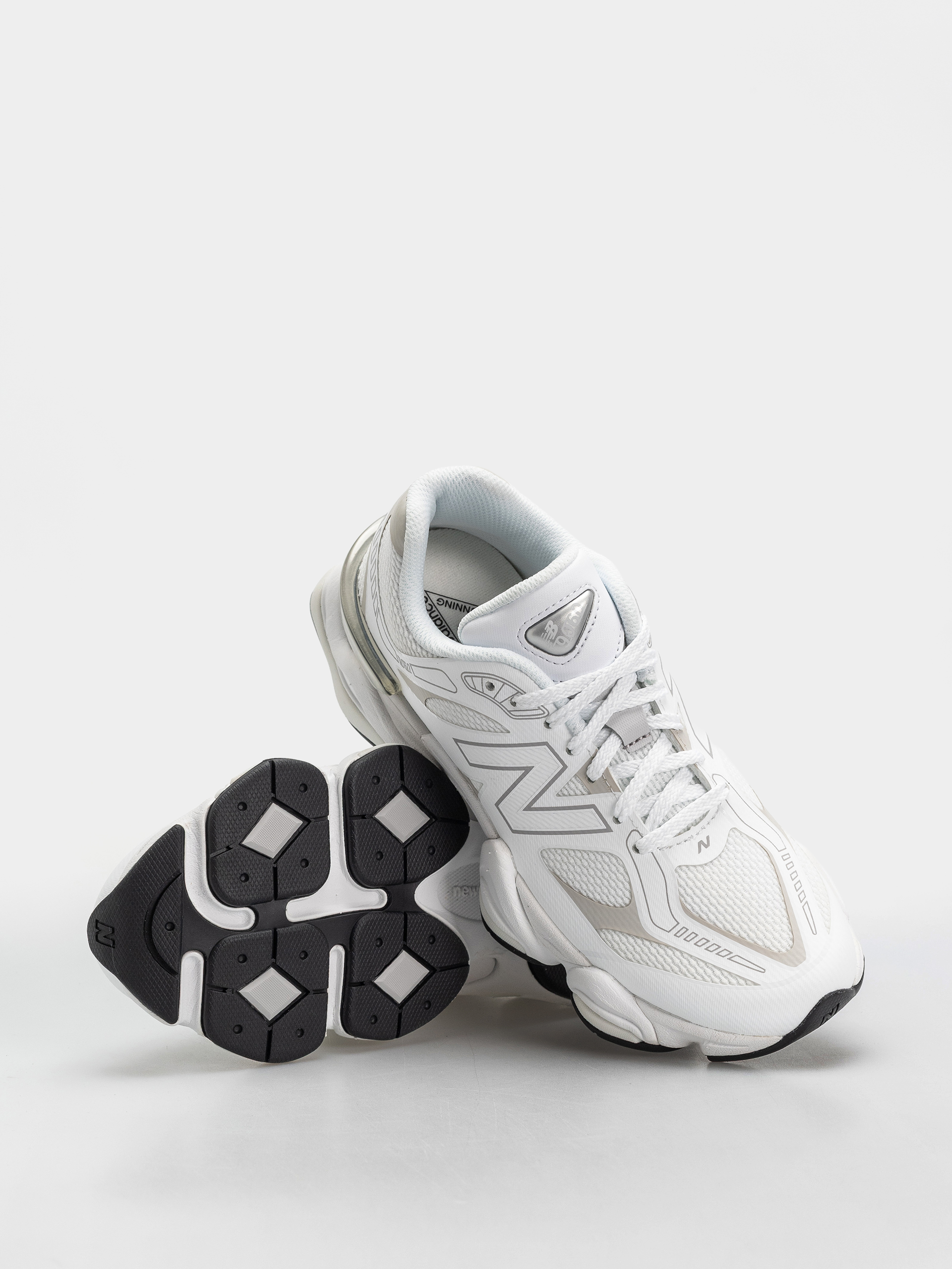 Обувки New Balance 9060 - бял (103 white/grey matter)