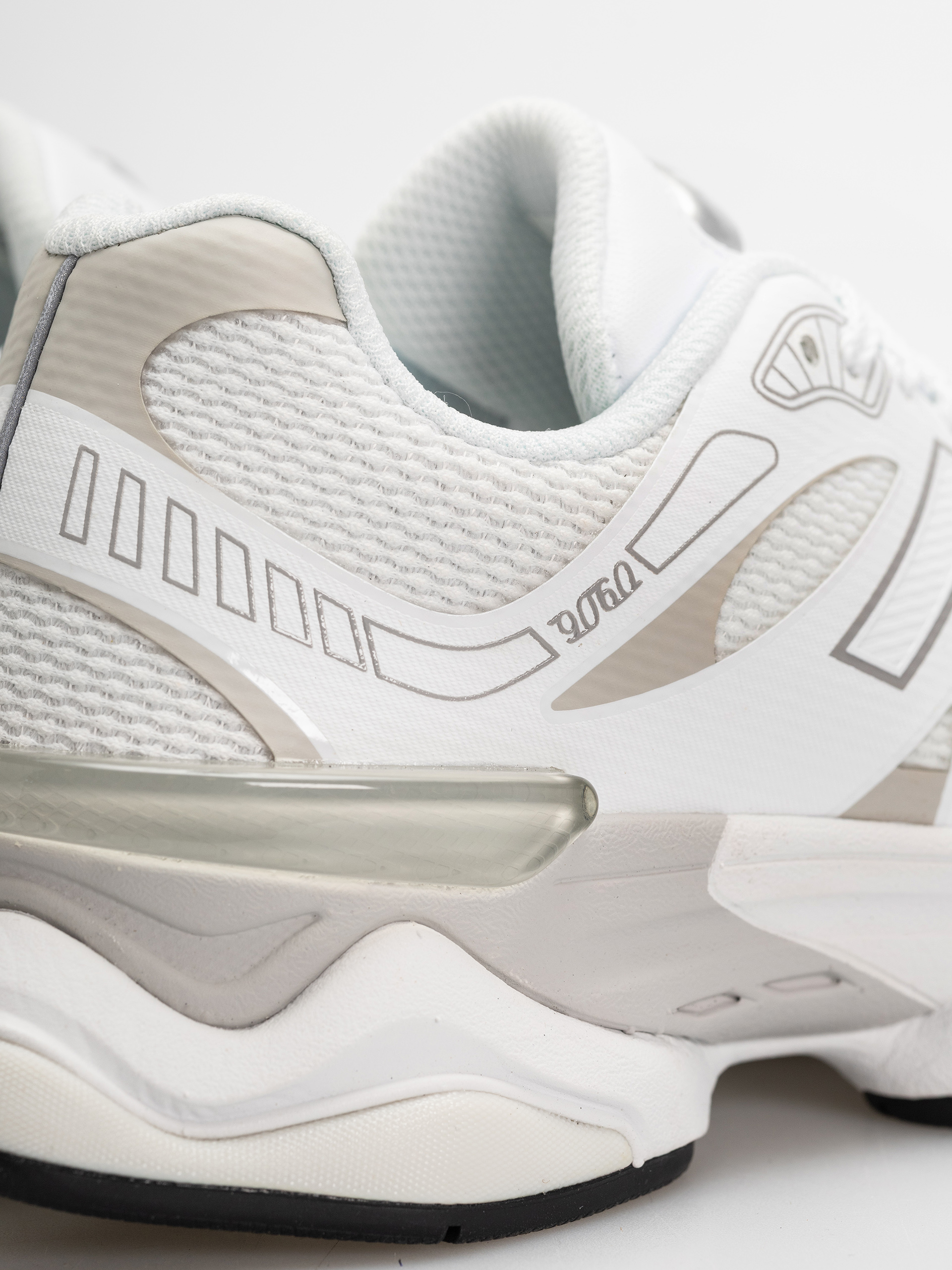 Обувки New Balance 9060 (103 white/grey matter)