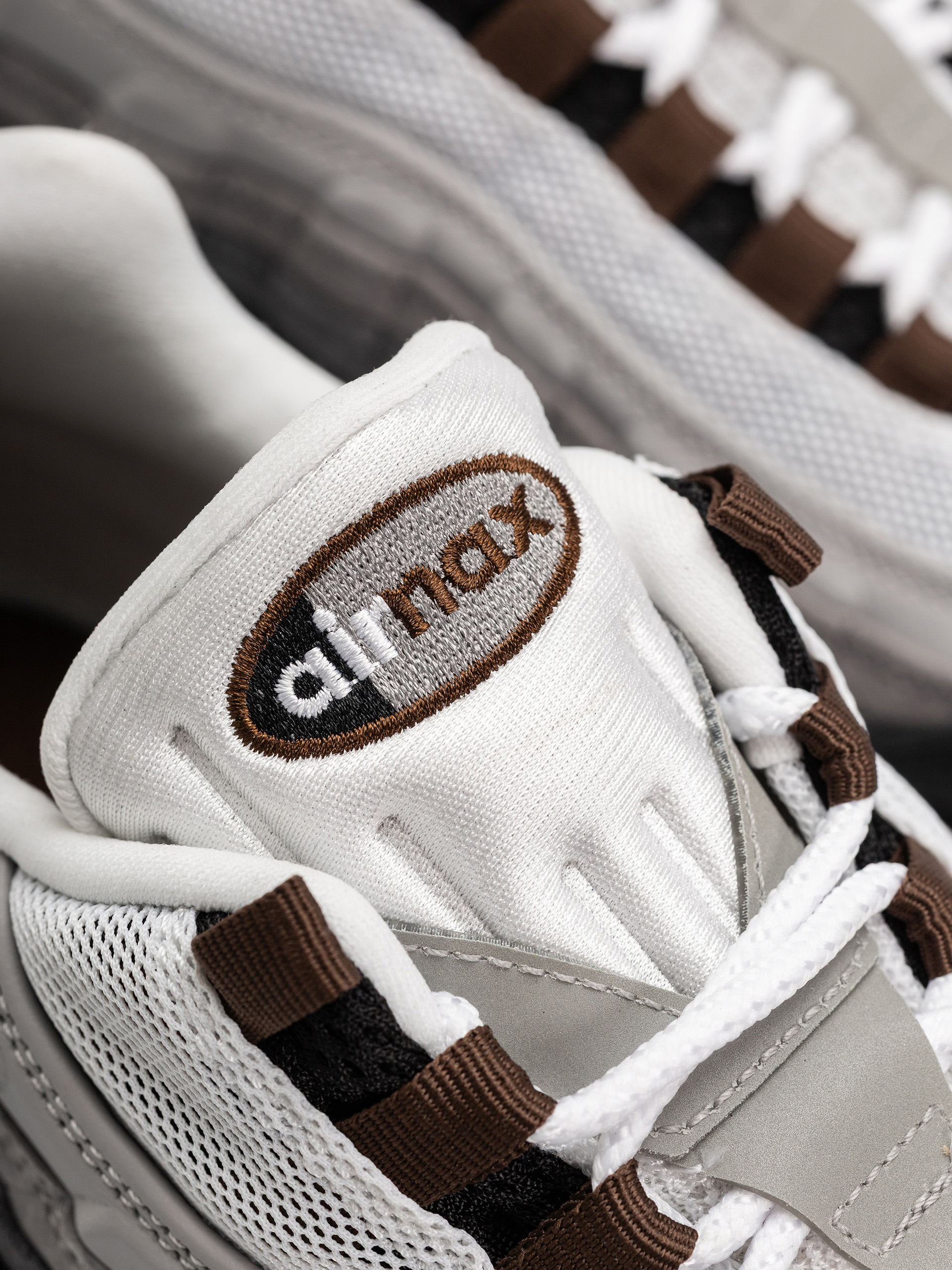 Обувки Nike SB Air Max 95 (black/cacao wow anthracite lt graphite)