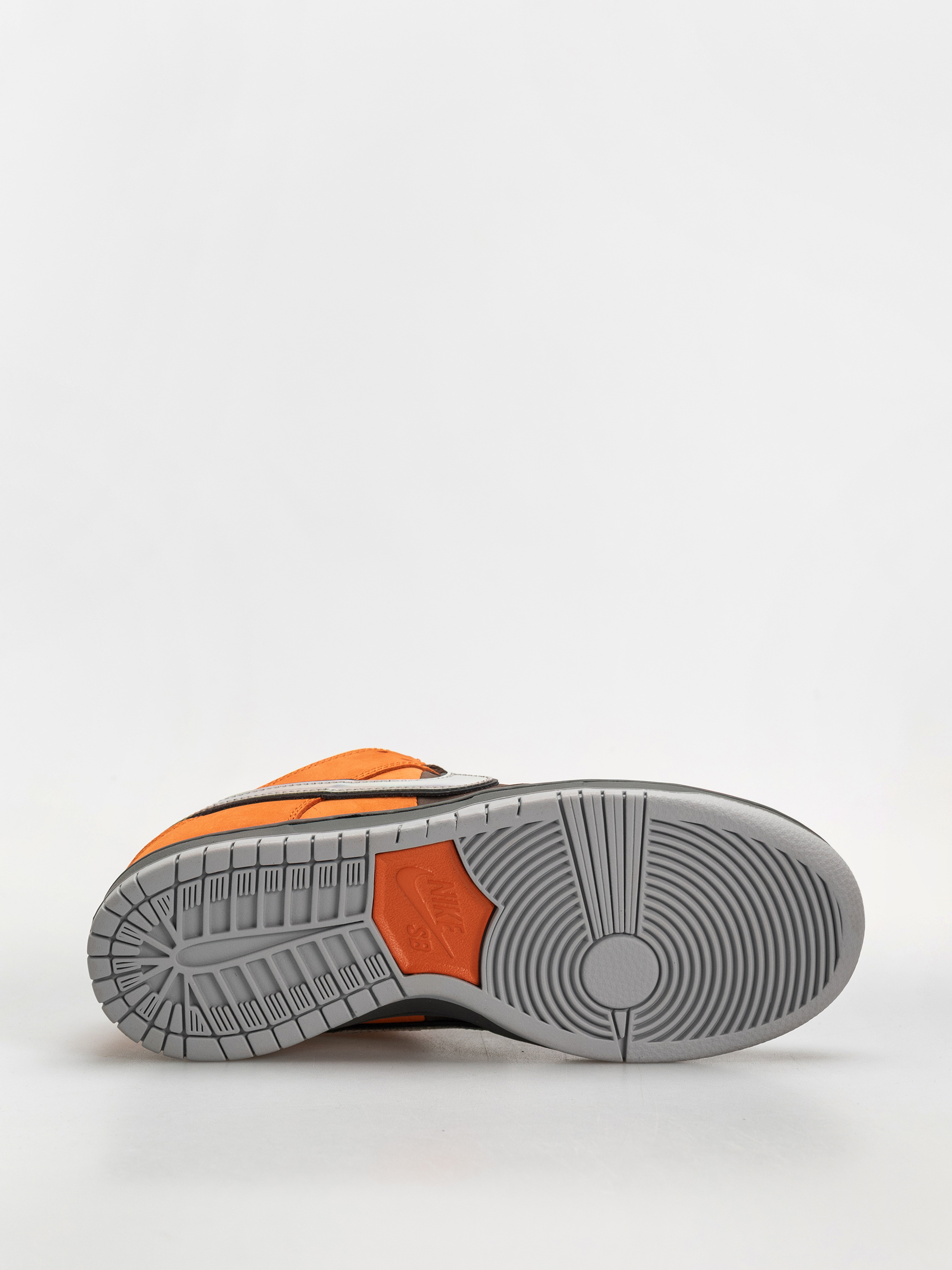 Обувки Nike SB Dunk Low Pro (safety orange/wolf grey baroque brown)