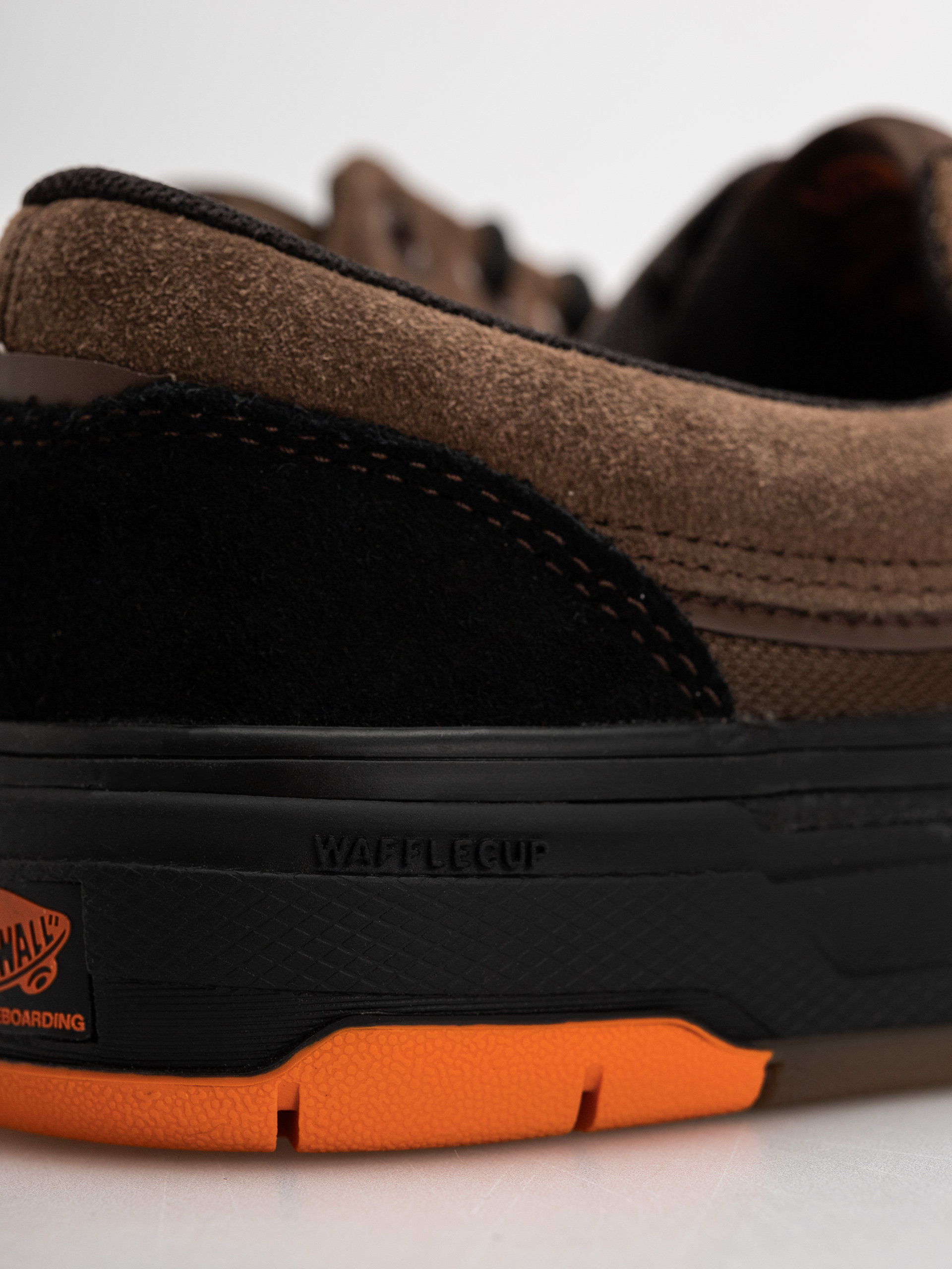 Обувки Vans Skate Era Wafflecup (black/brown)