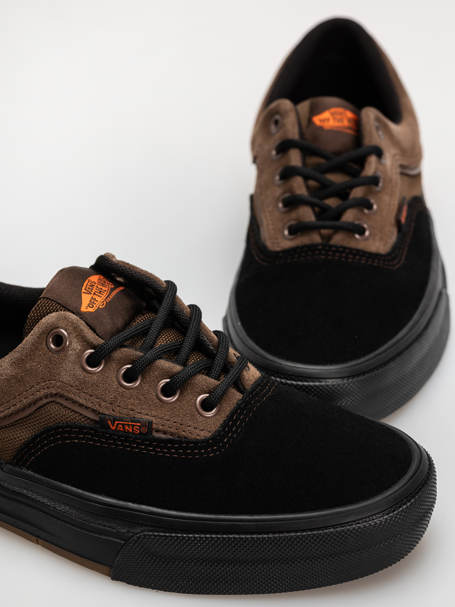 Обувки Vans Skate Era Wafflecup (black/brown)