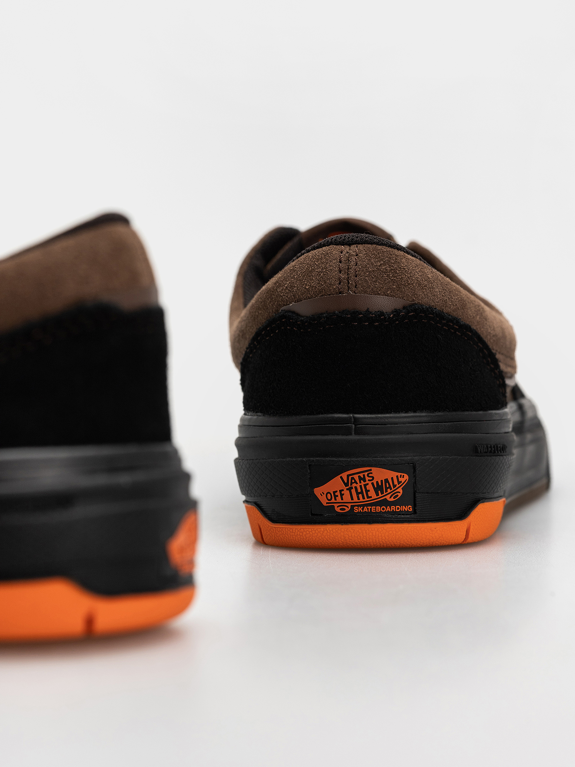 Обувки Vans Skate Era Wafflecup (black/brown)
