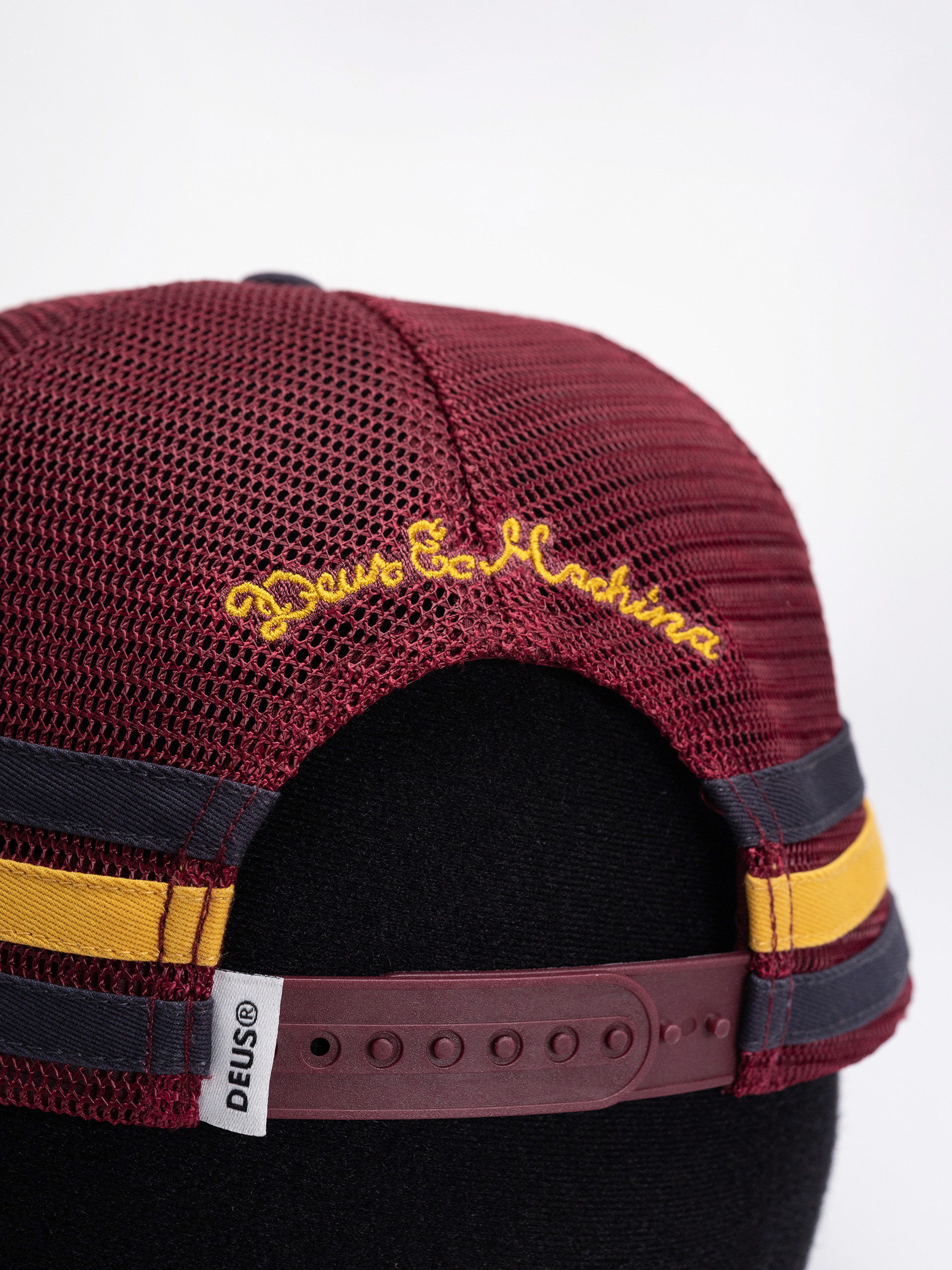 Шапка с козирка Deus Ex Machina Beep Beep Trucker (dark navy)