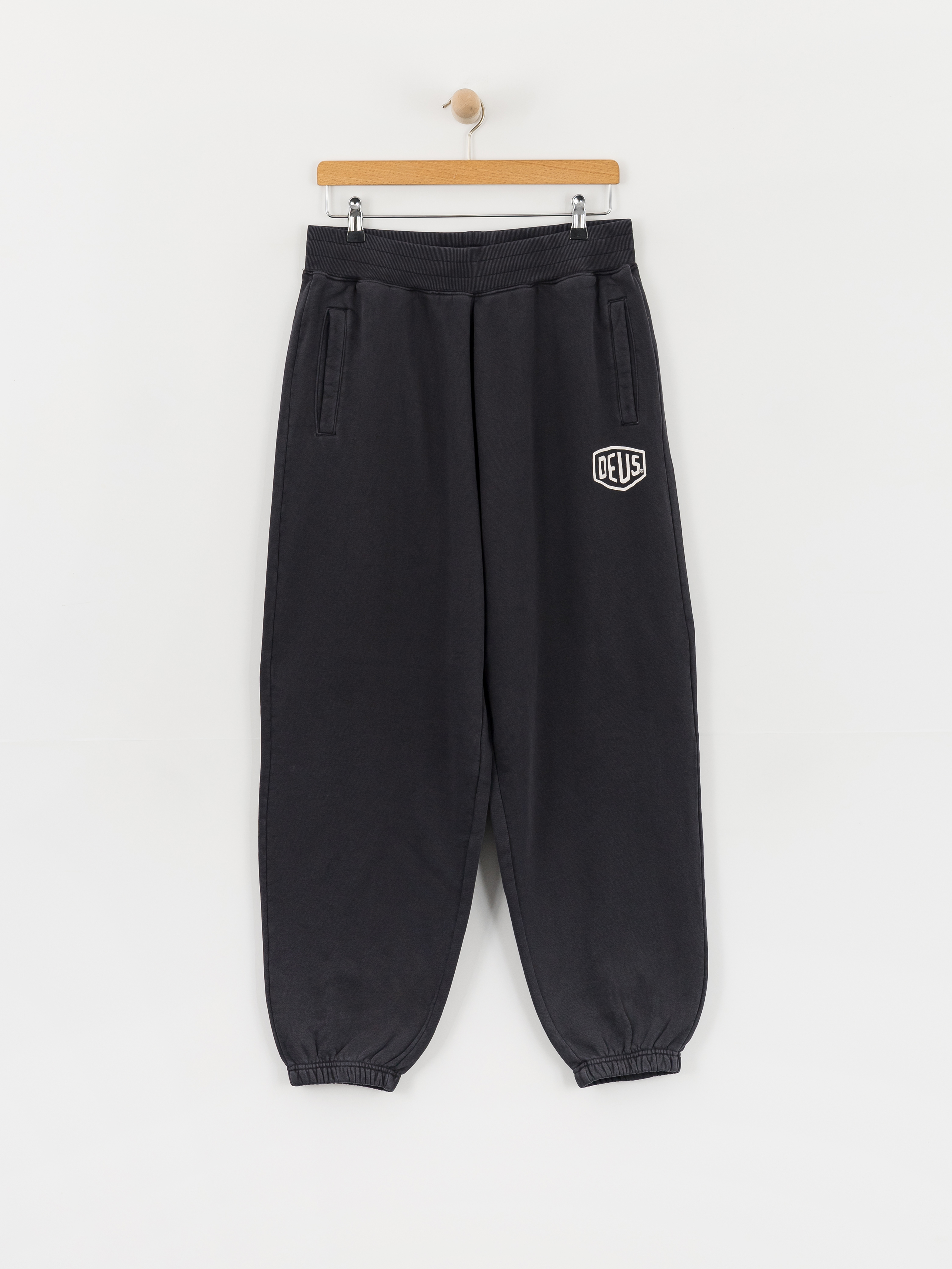 Панталони Deus Ex Machina Shield Garment Dyed Track (black)