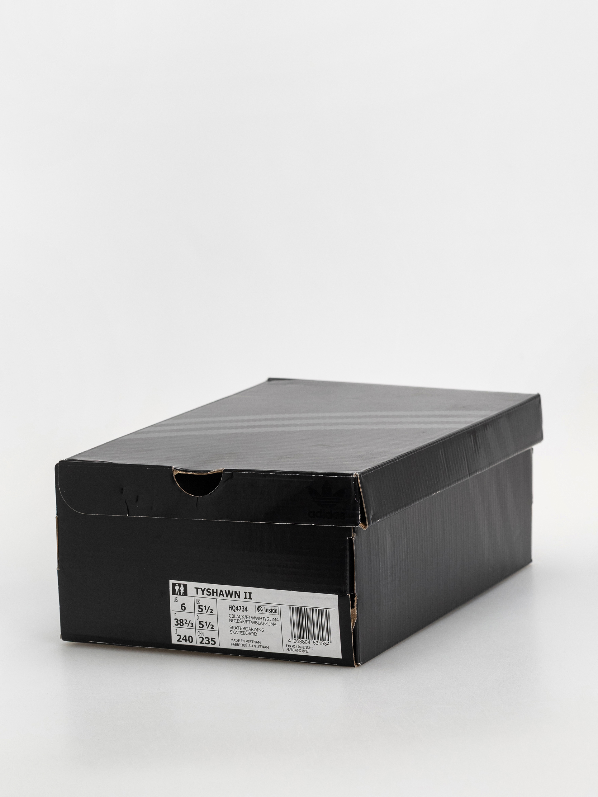 Обувки adidas Tyshawn II (cblack/ftwwht/gum4)