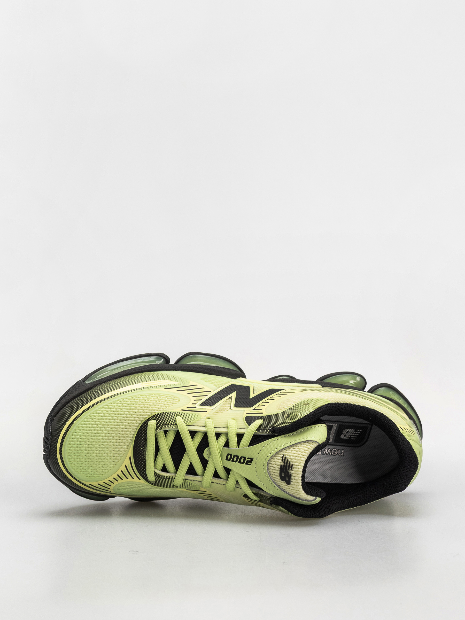 Обувки New Balance 2000 (limelight/dry lime/faded black)