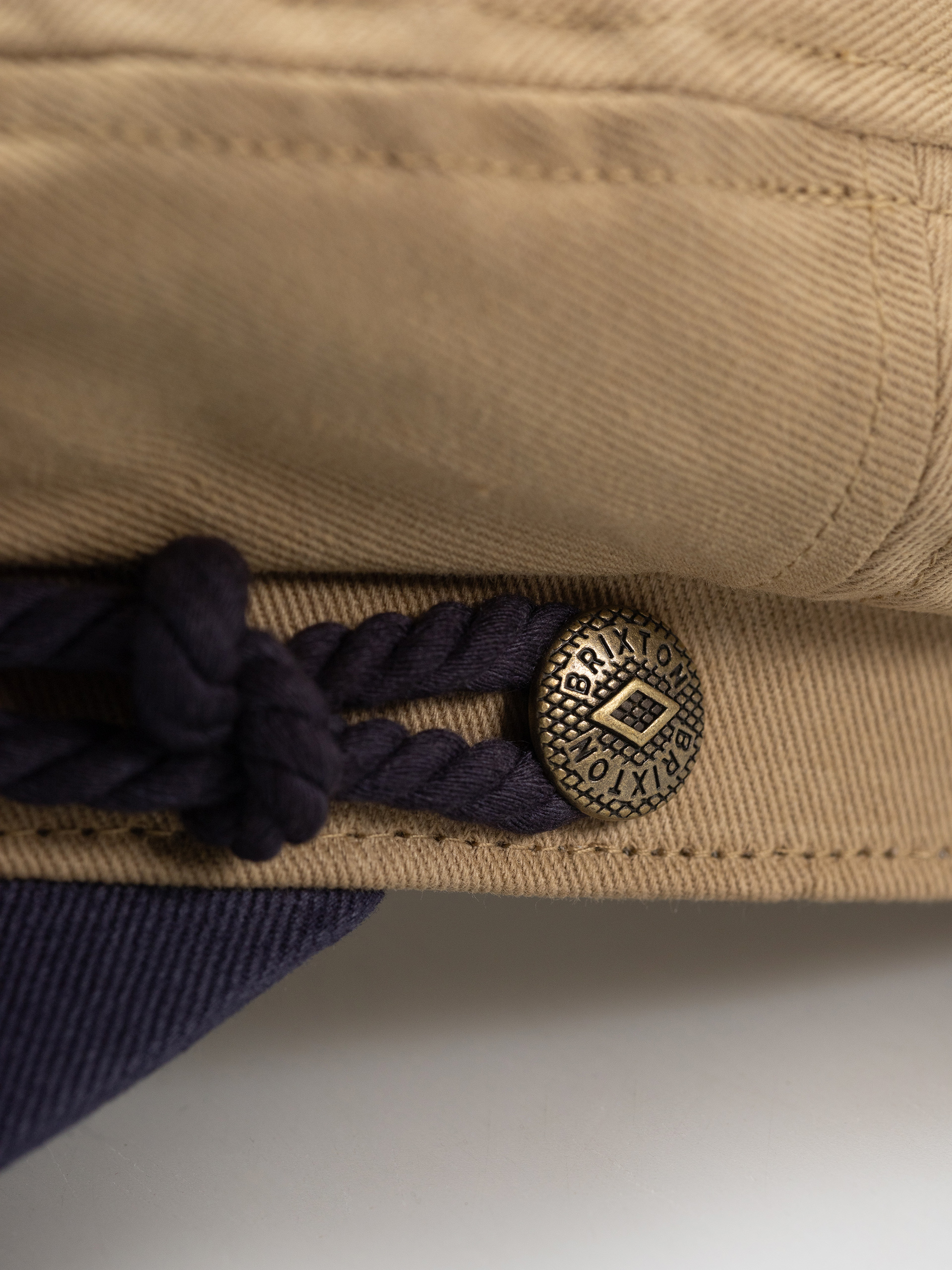 Каскет Brixton Fiddler (sand/washed navy)