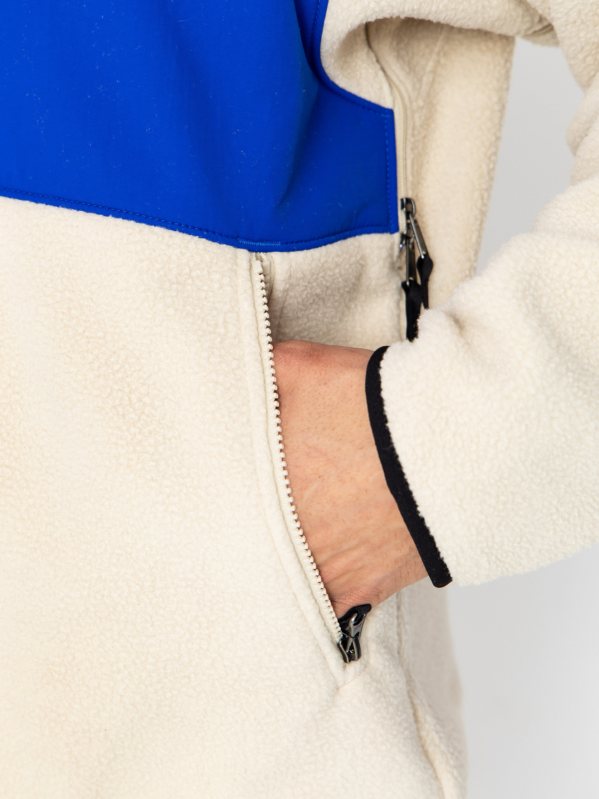 Яке The North Face Retro Denali (desert stone/tn)