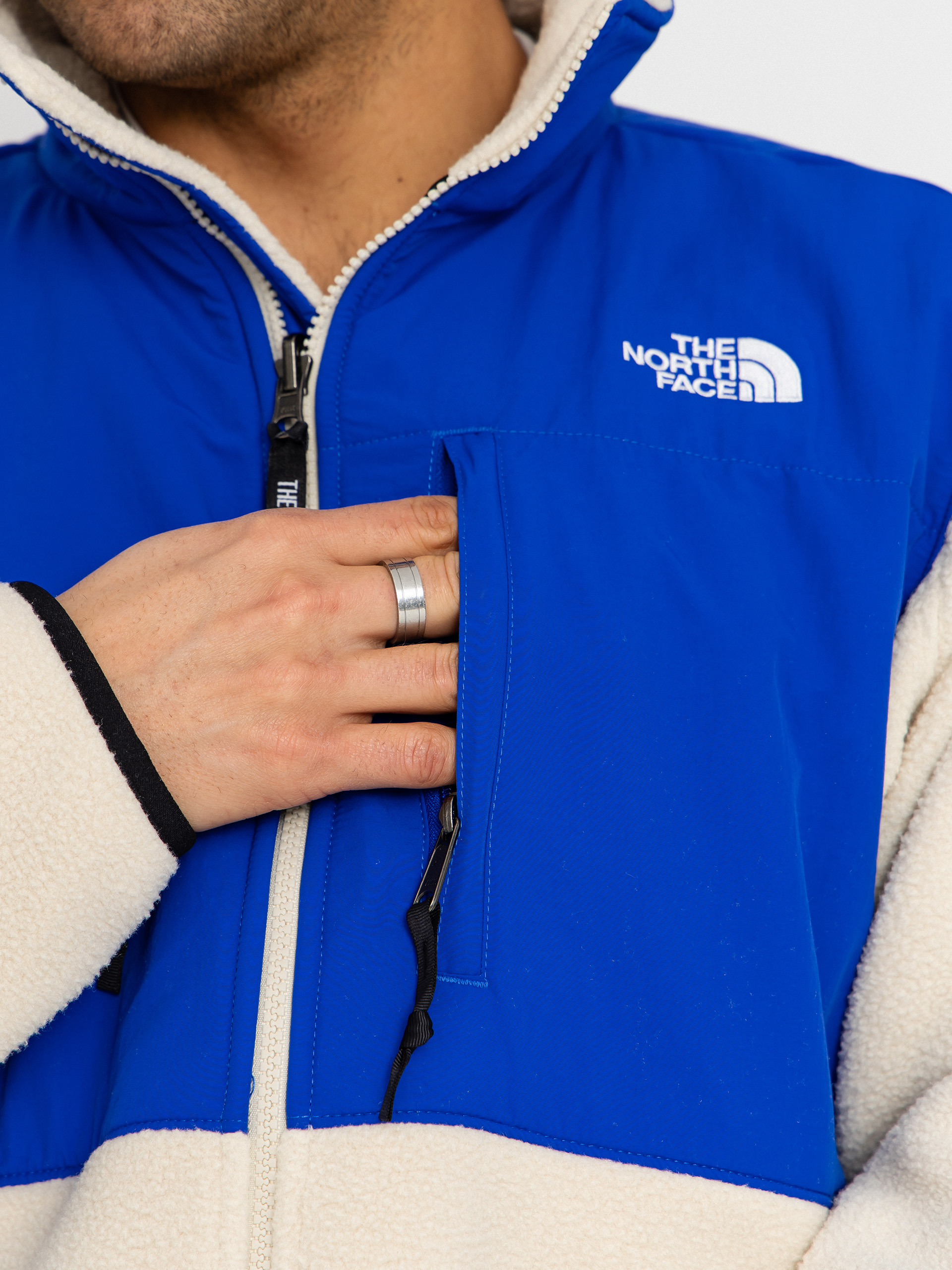 Яке The North Face Retro Denali (desert stone/tn)