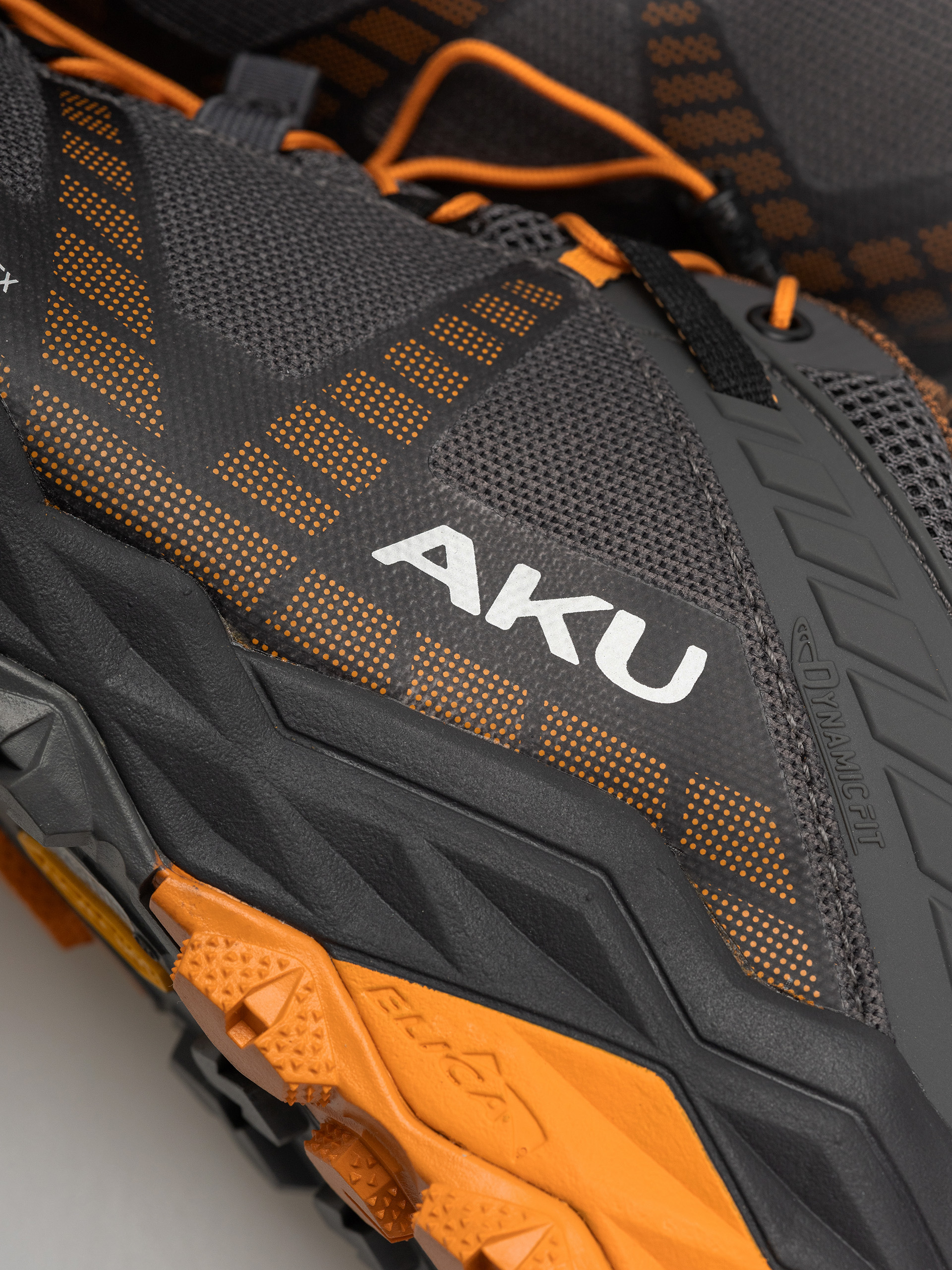 Обувки AKU Flyrock GTX (black/orange)