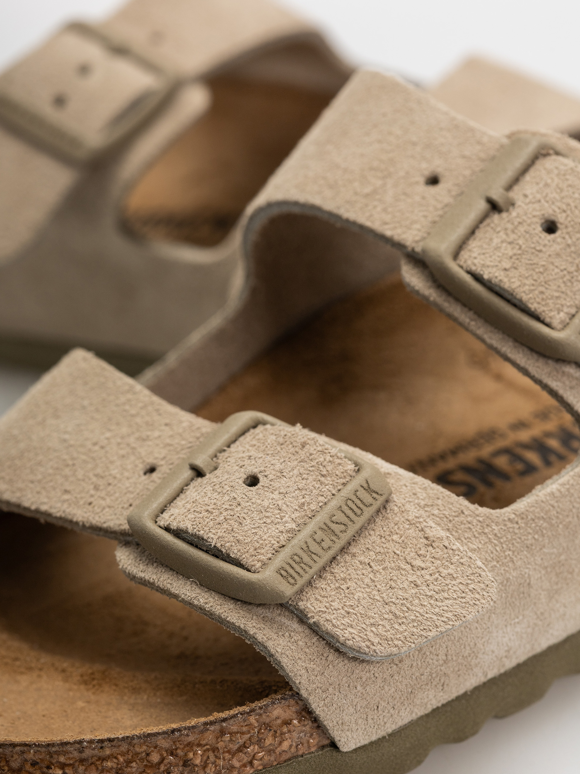 Чехли Birkenstock Arizona Suede Leather Narrow (faded khaki)