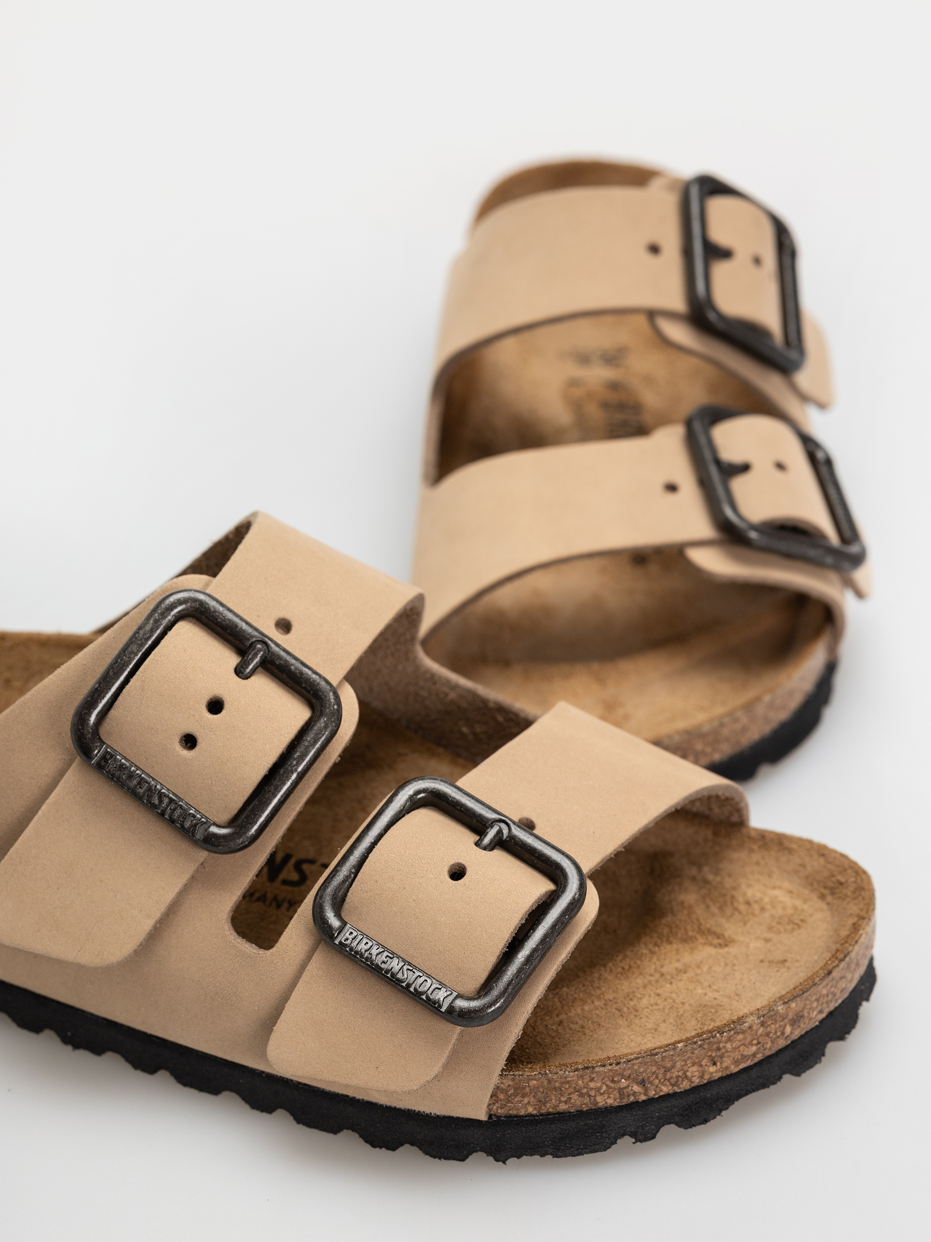 Чехли Birkenstock Arizona Wire Buckle Nubuck Leather Narrow (sandcastle)