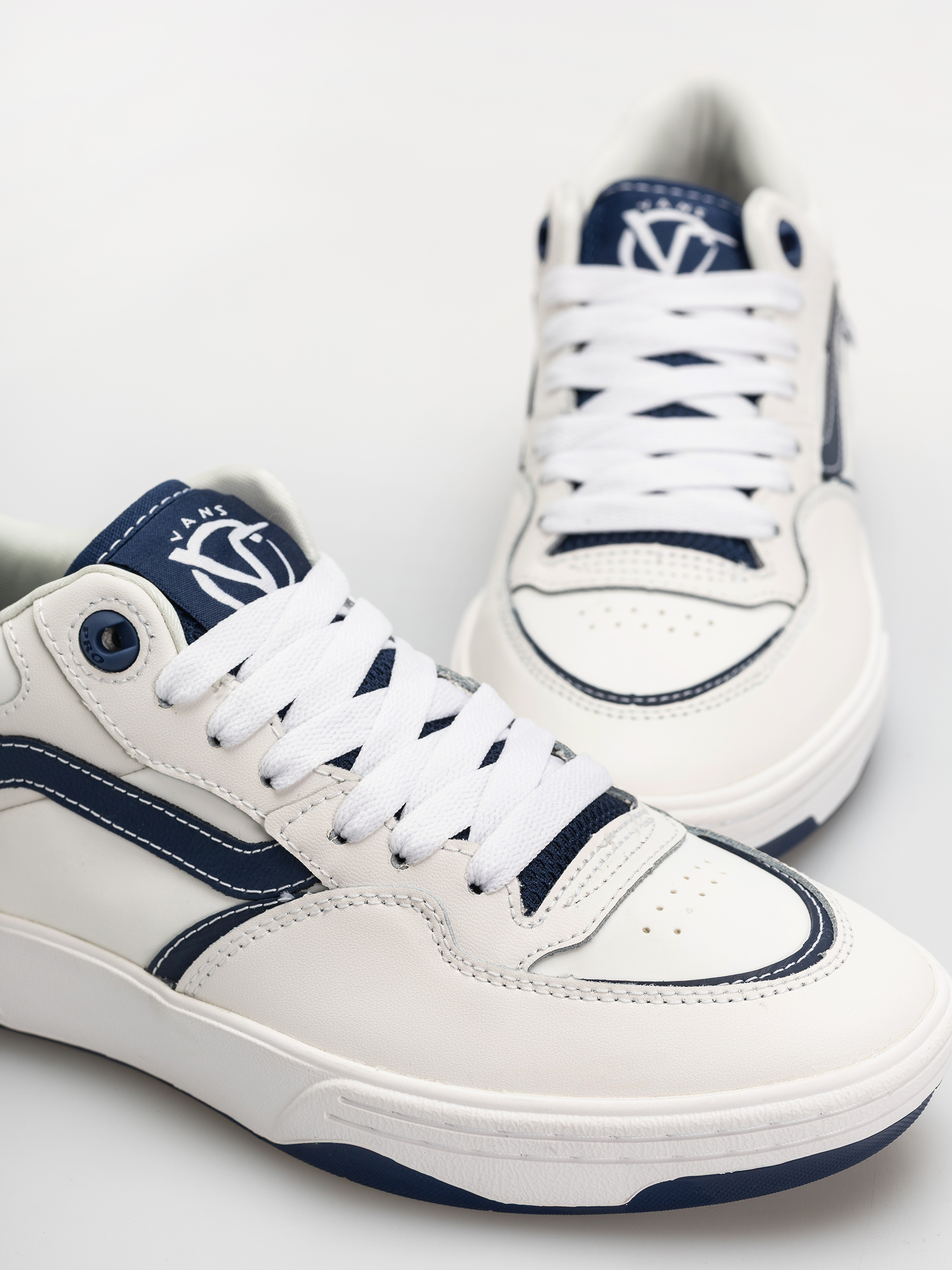 Обувки Vans Skate Rowan 2 (white/navy)