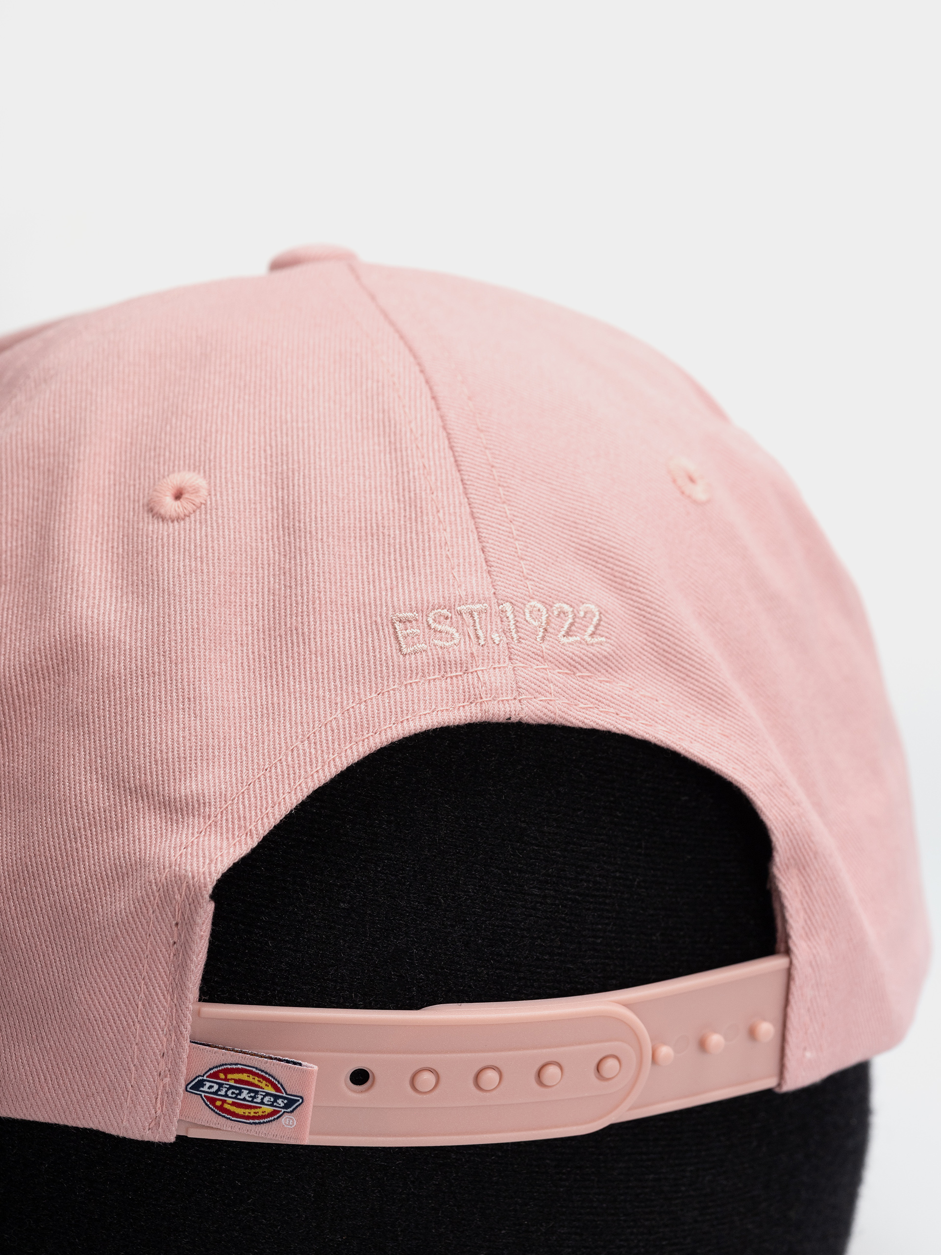 Шапка с козирка Dickies Hardwick (bridal rose)