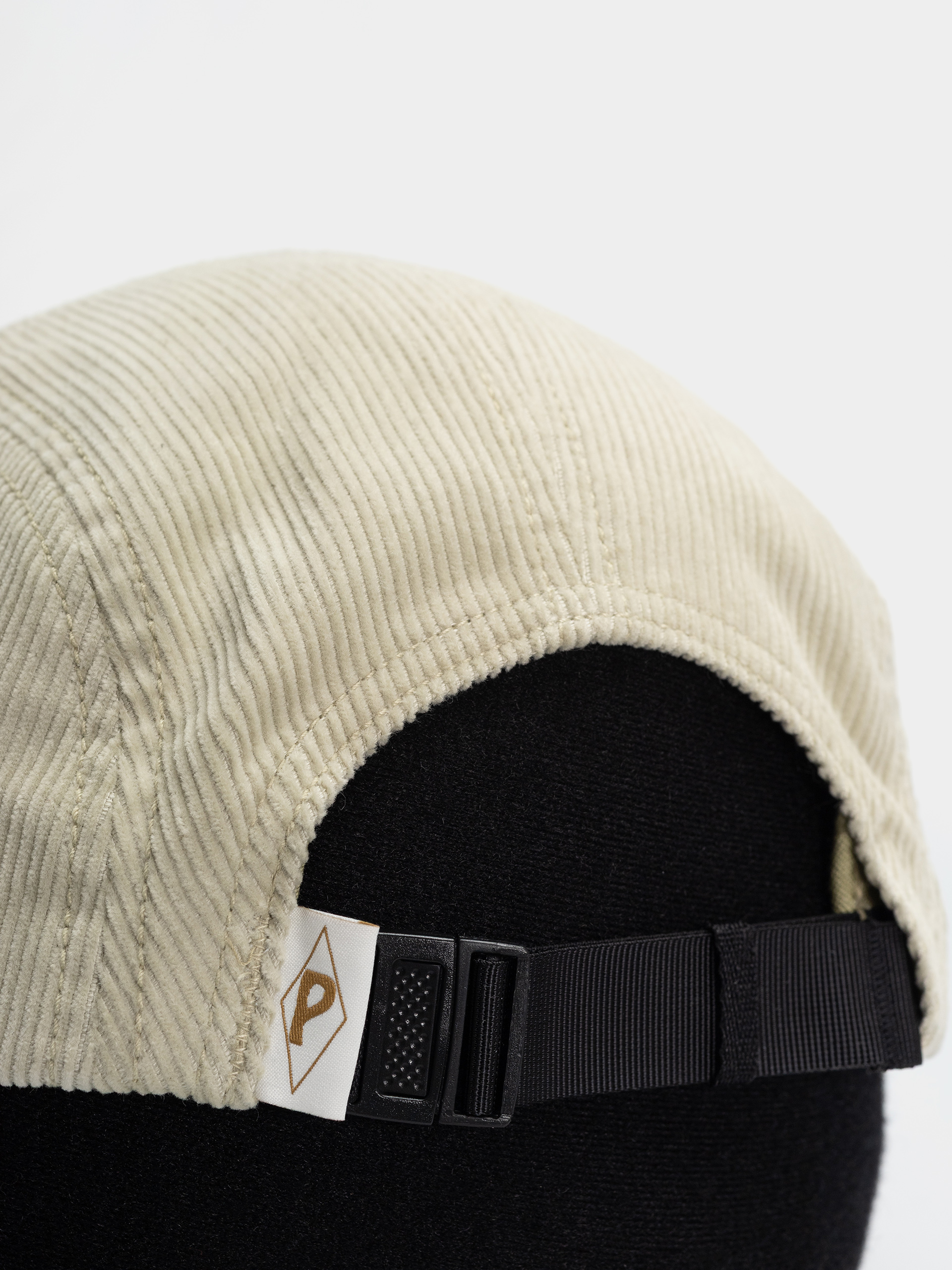 Шапка с козирка Patagonia Graphic Maclure (water people label/pelican)