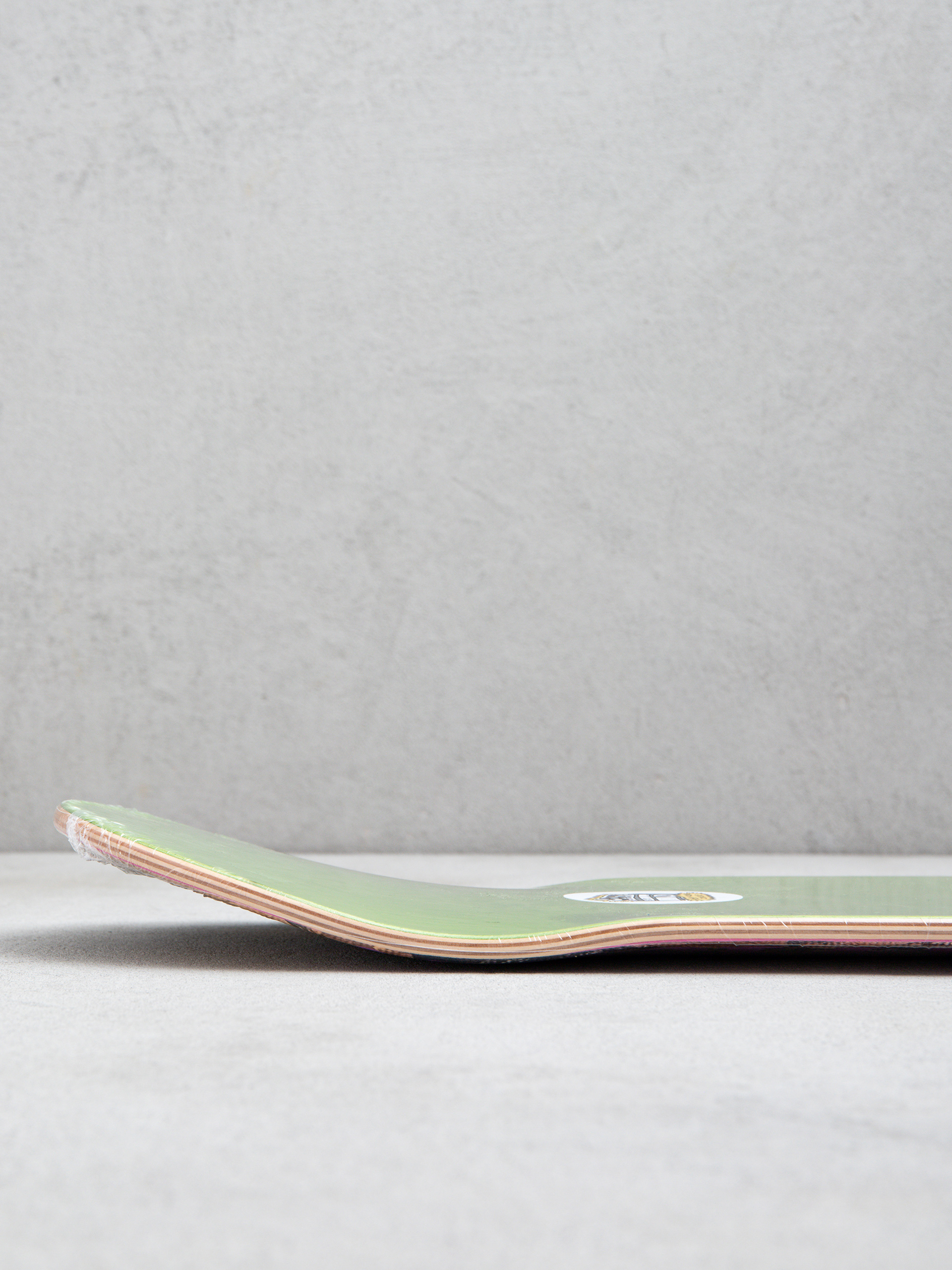 Дъска Youth Skateboards Love Your Friends By Loler