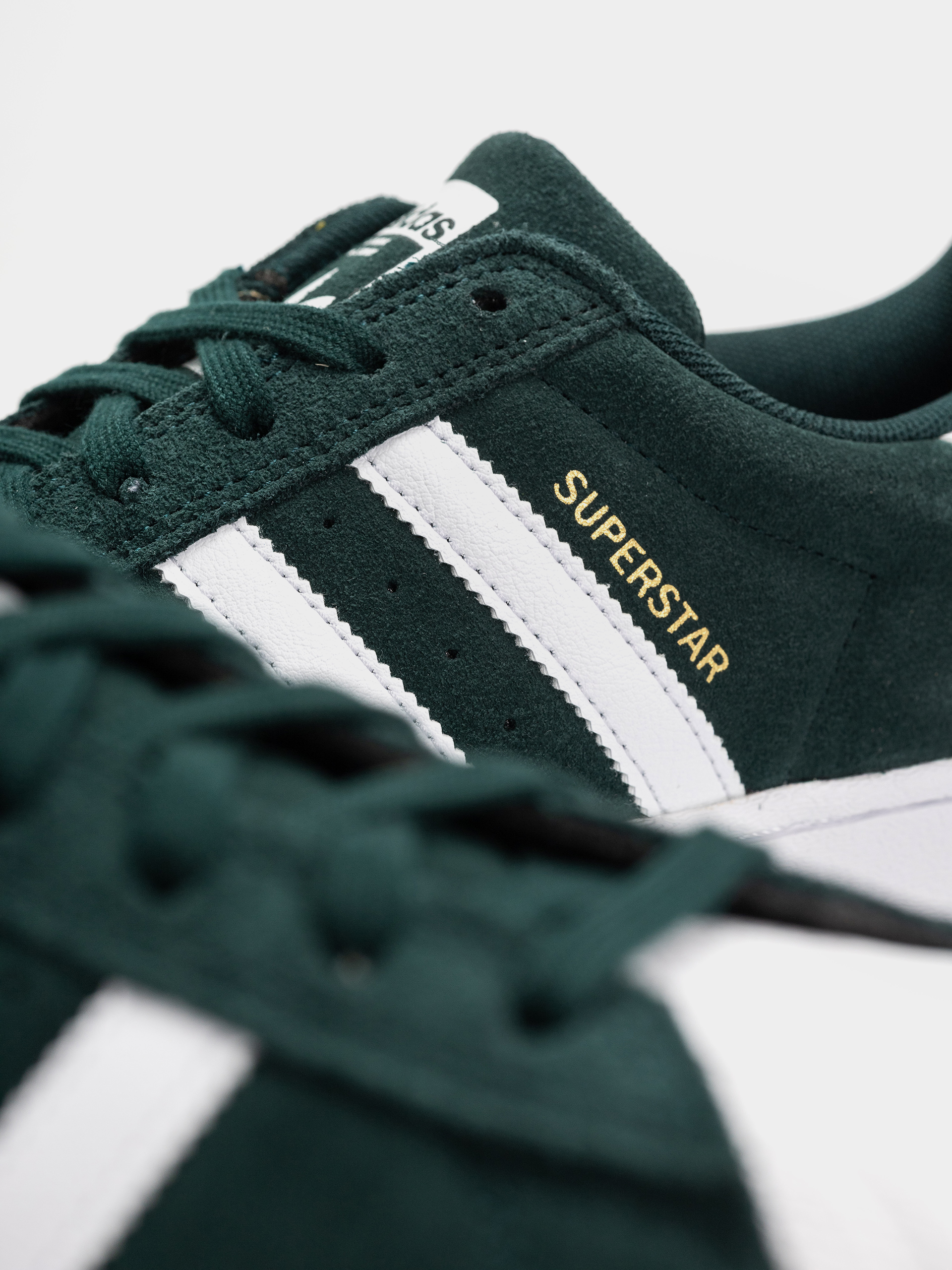 Обувки adidas Superstar Adv (aurivy/ftwwht/goldmt)