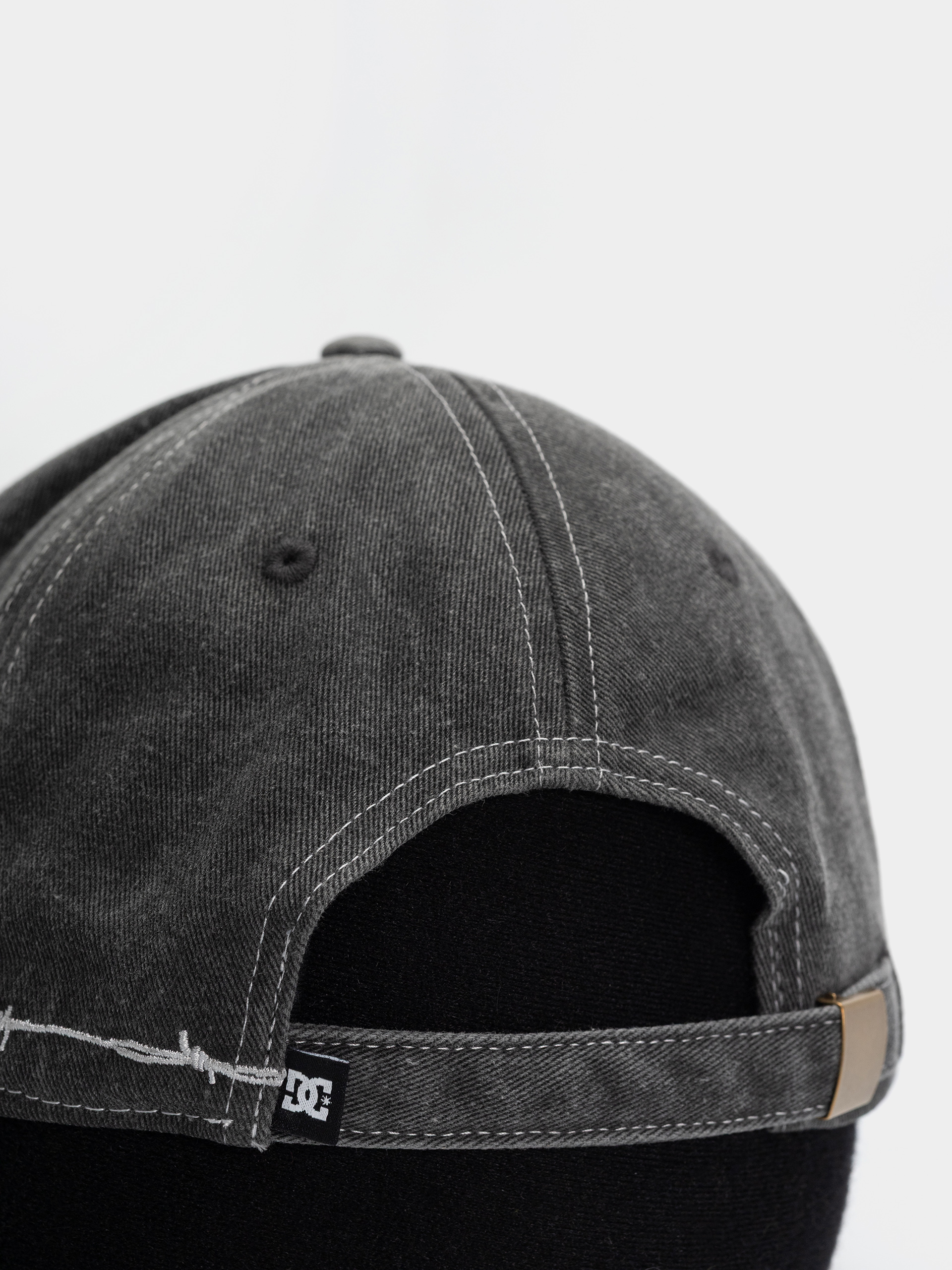 Шапка с козирка DC Sharp Point (black)