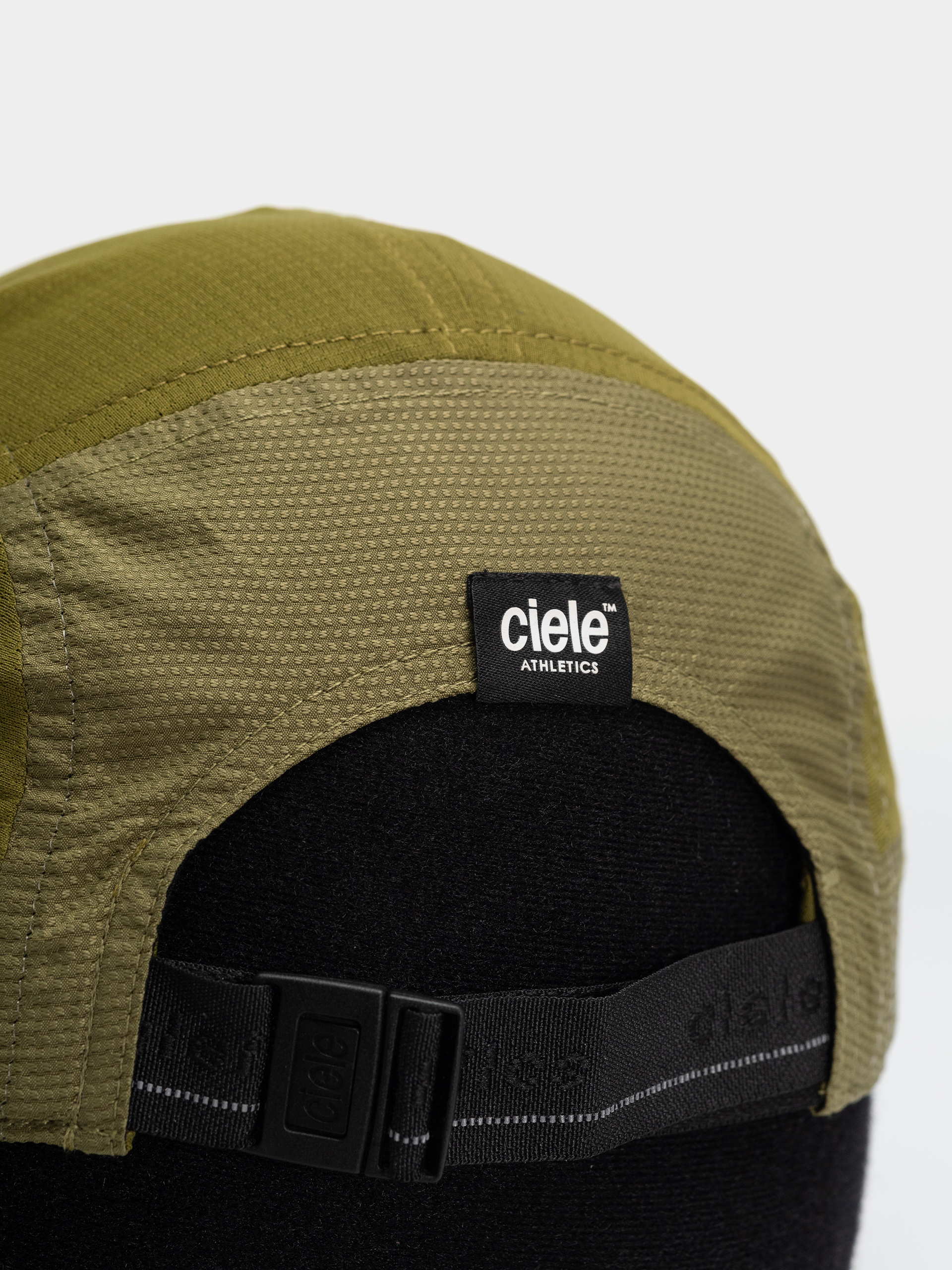 Шапка с козирка Ciele Athletics GOCap EQ Nouveau (terrain)
