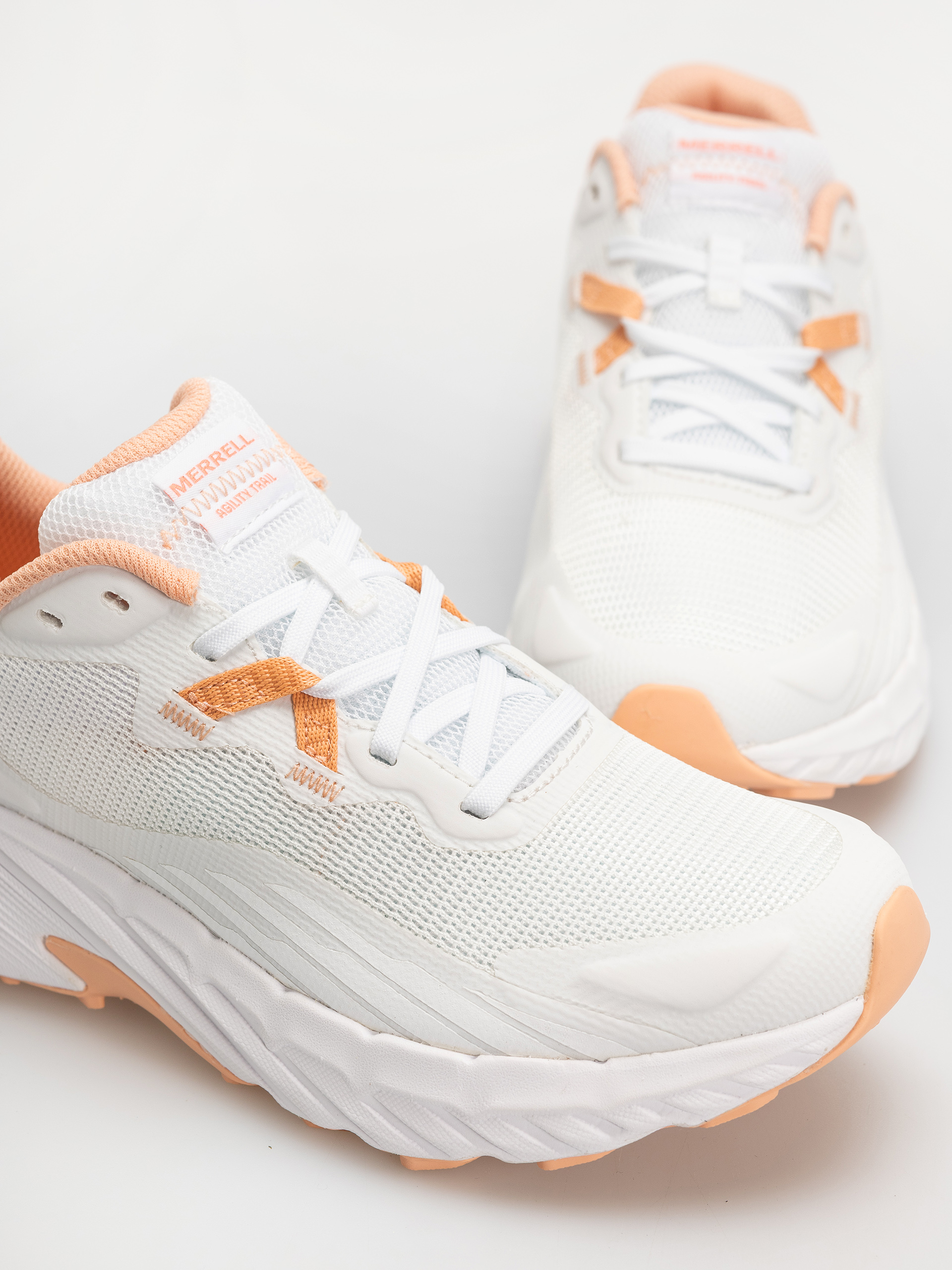 Обувки Merrell Agility Trail Wmn (white/peach)