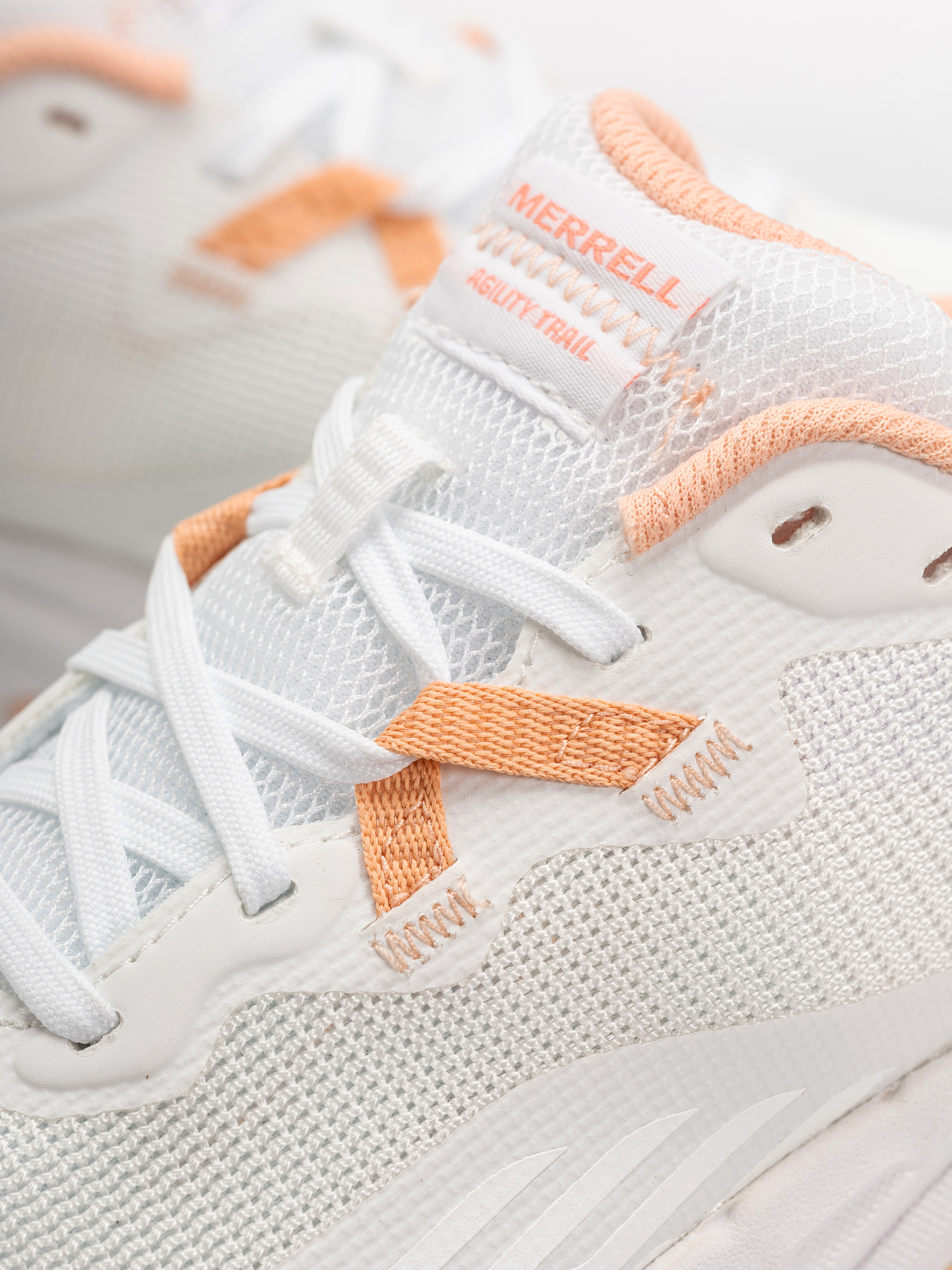 Обувки Merrell Agility Trail Wmn (white/peach)