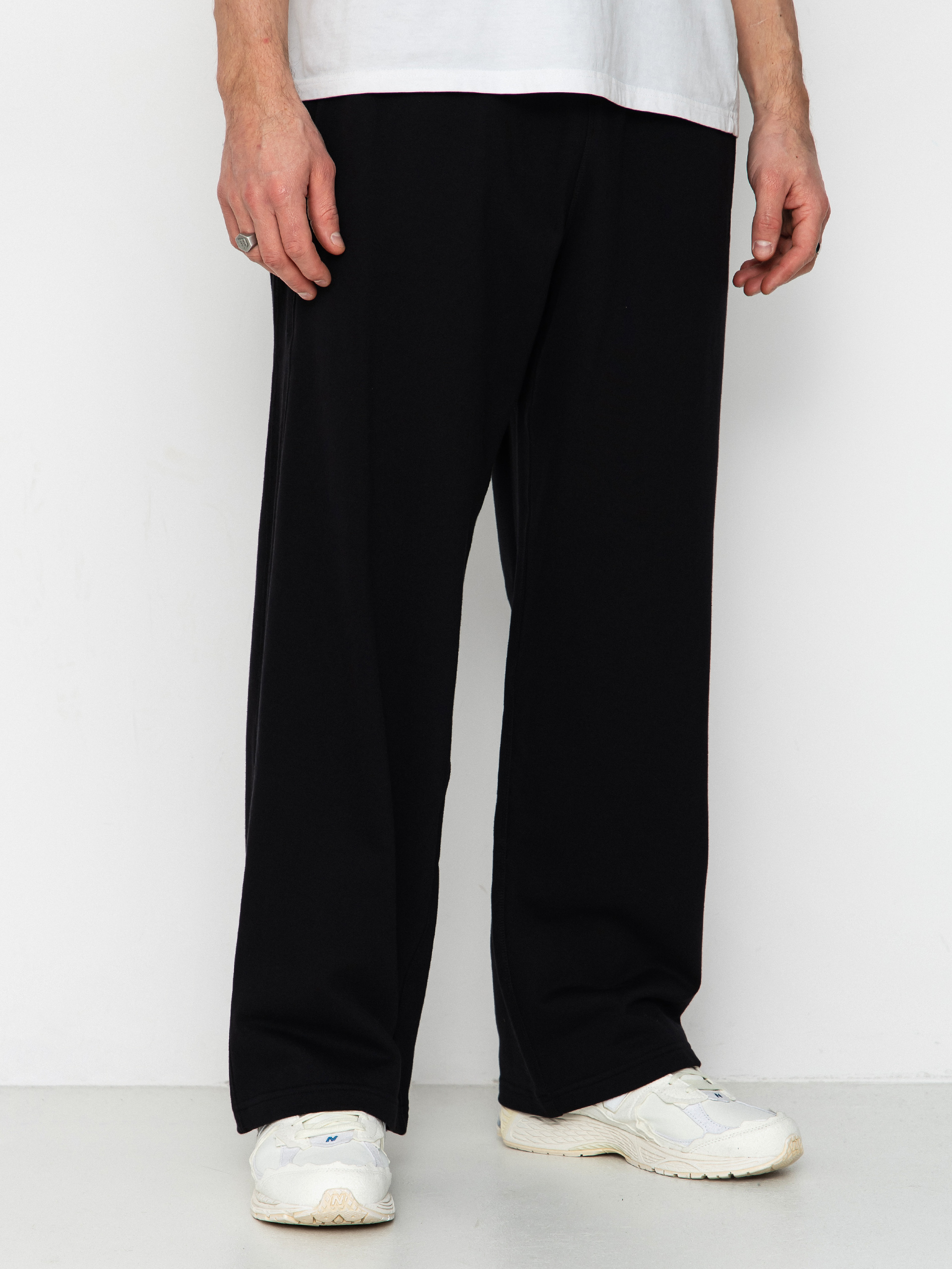 Панталони New Balance Athletics French Terry (black)