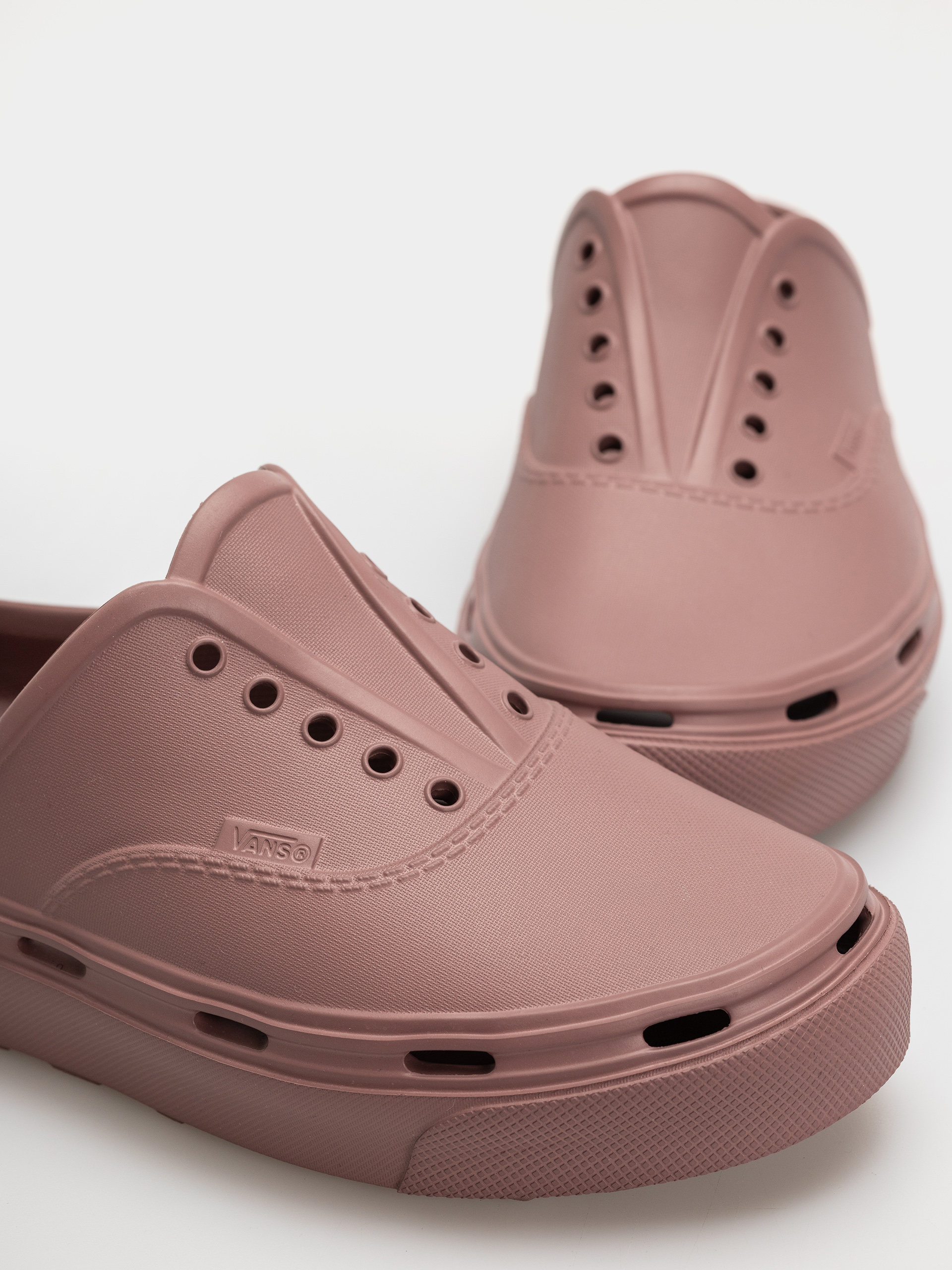 Обувки Vans Authentic Mule Wmn (dusky rose)