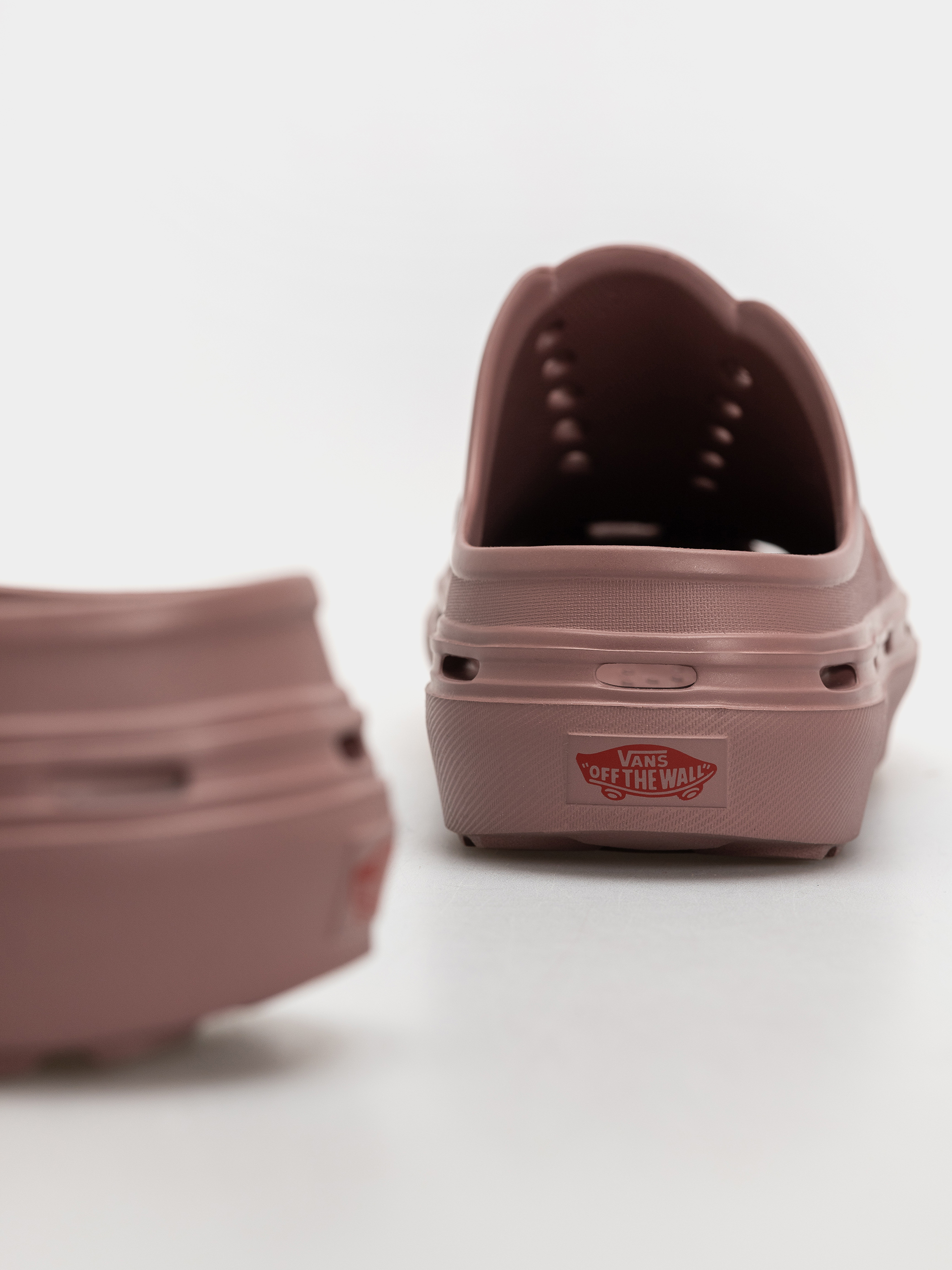 Обувки Vans Authentic Mule Wmn (dusky rose)