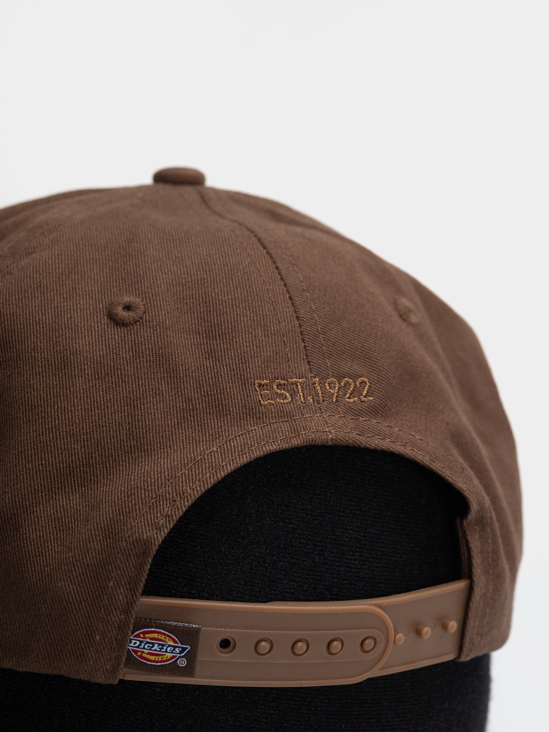 Шапка с козирка Dickies Hardwick (timber brown)