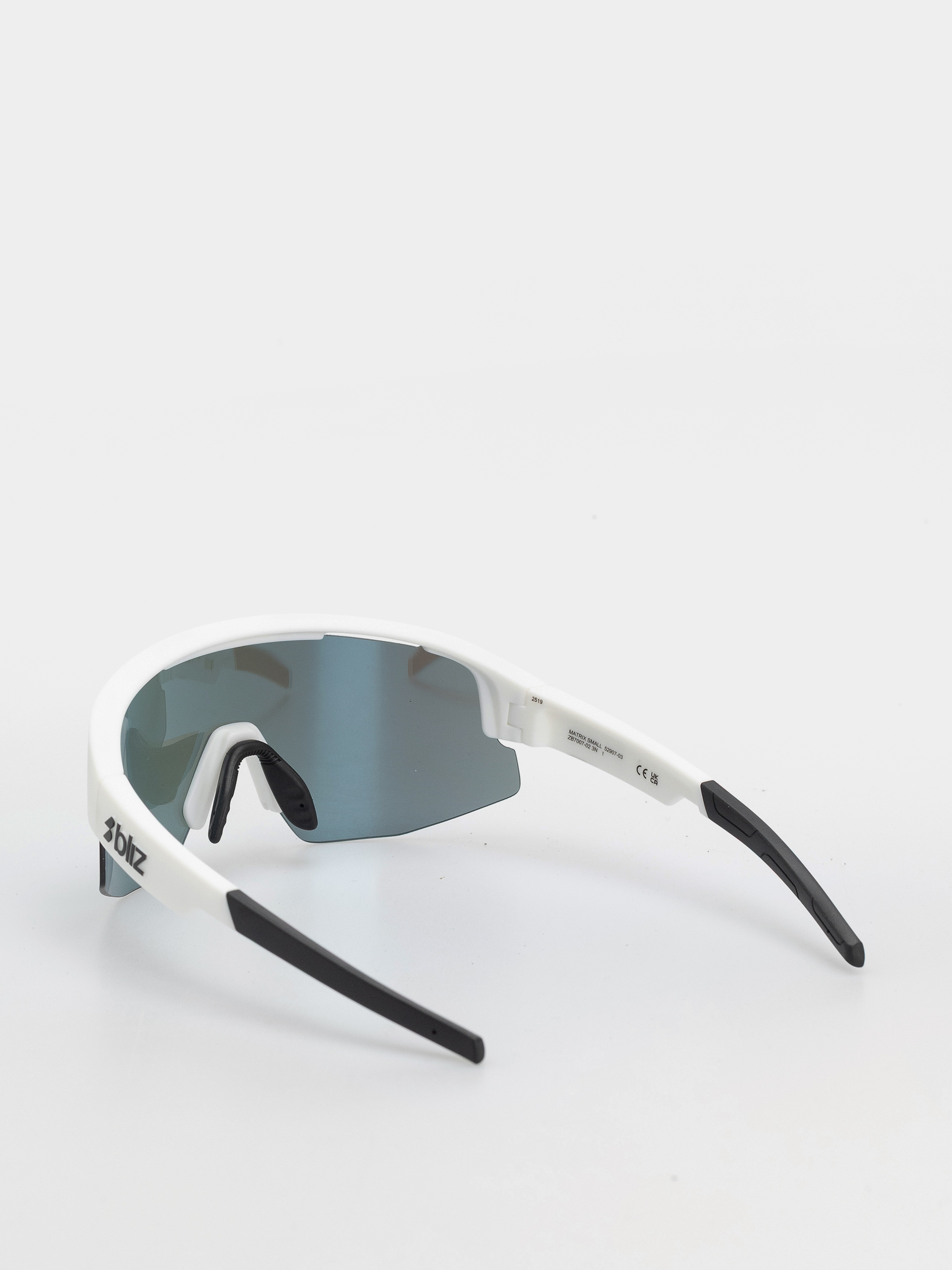 Слънчеви очила Bliz Matrix Small (matt white/smoke w blue multi)
