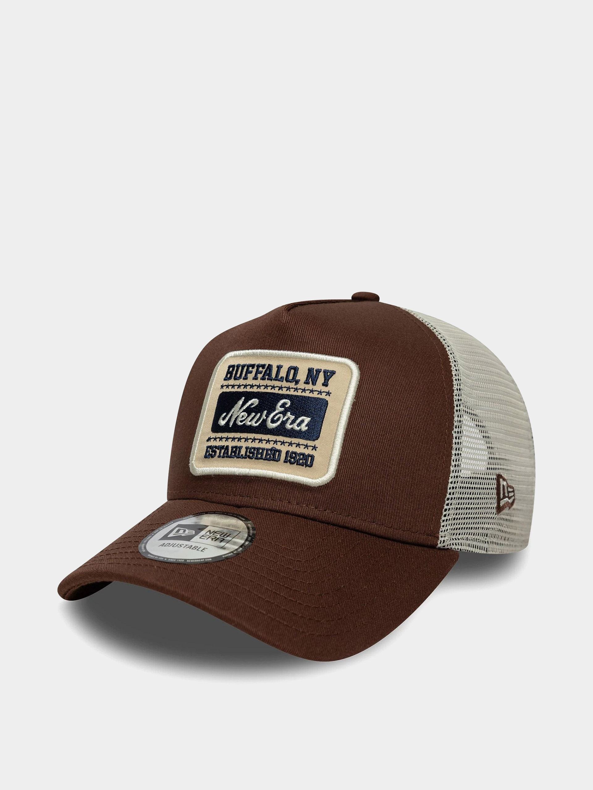 u0428u0430u043fu043au0430 u0441 u043au043eu0437u0438u0440u043au0430 New Era Patch Trucker (chestnut)
