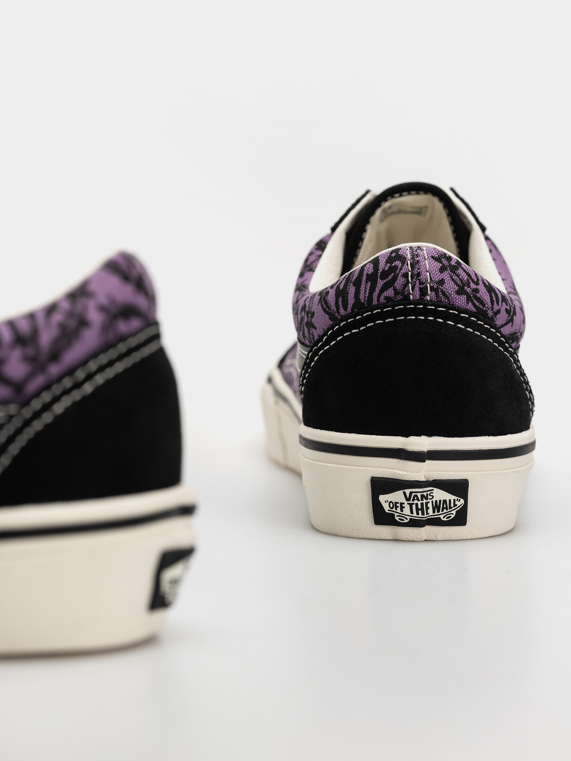 Обувки Vans Old Skool (black/purple)