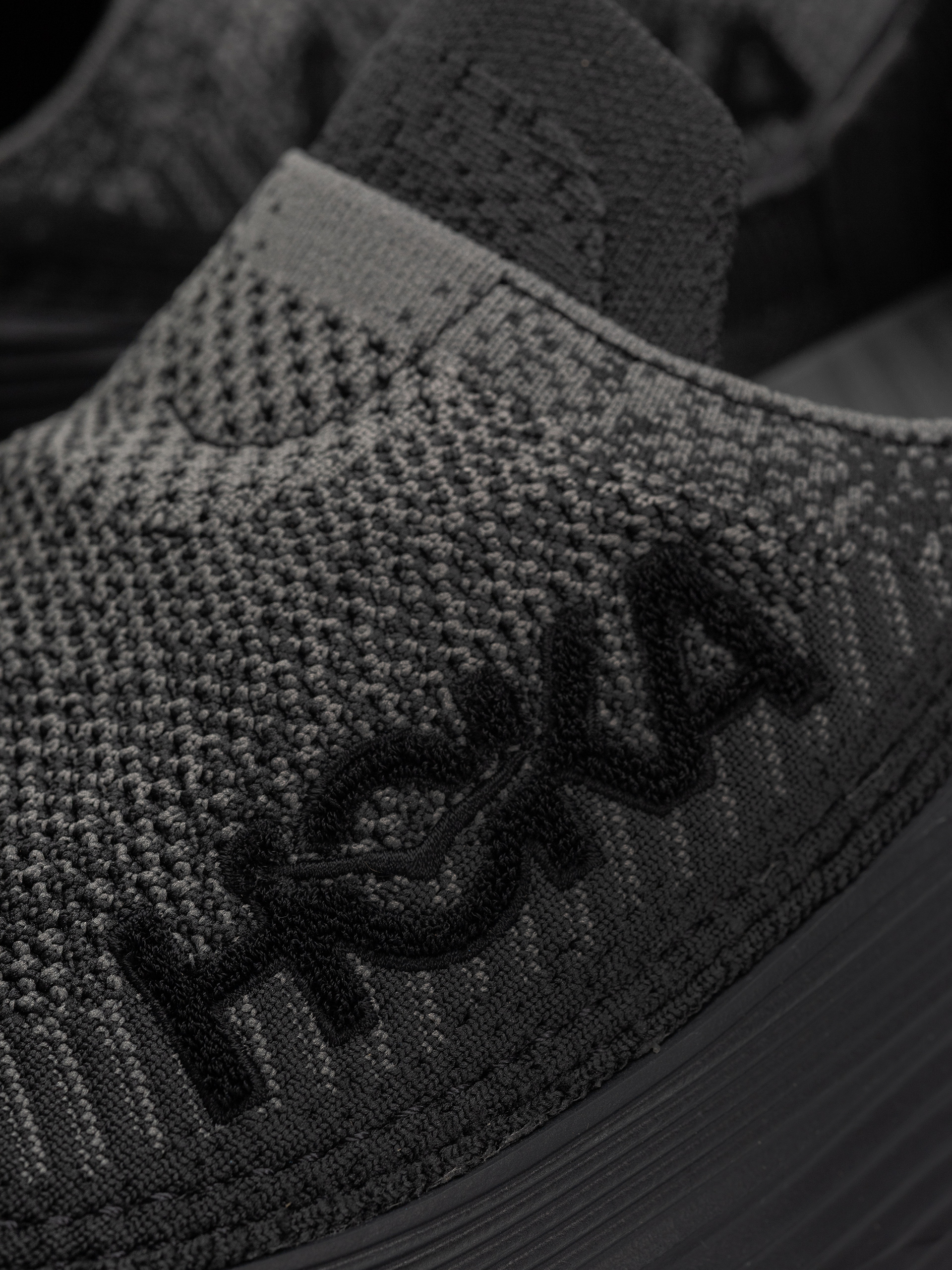 Обувки Hoka Restore TC (black/black)