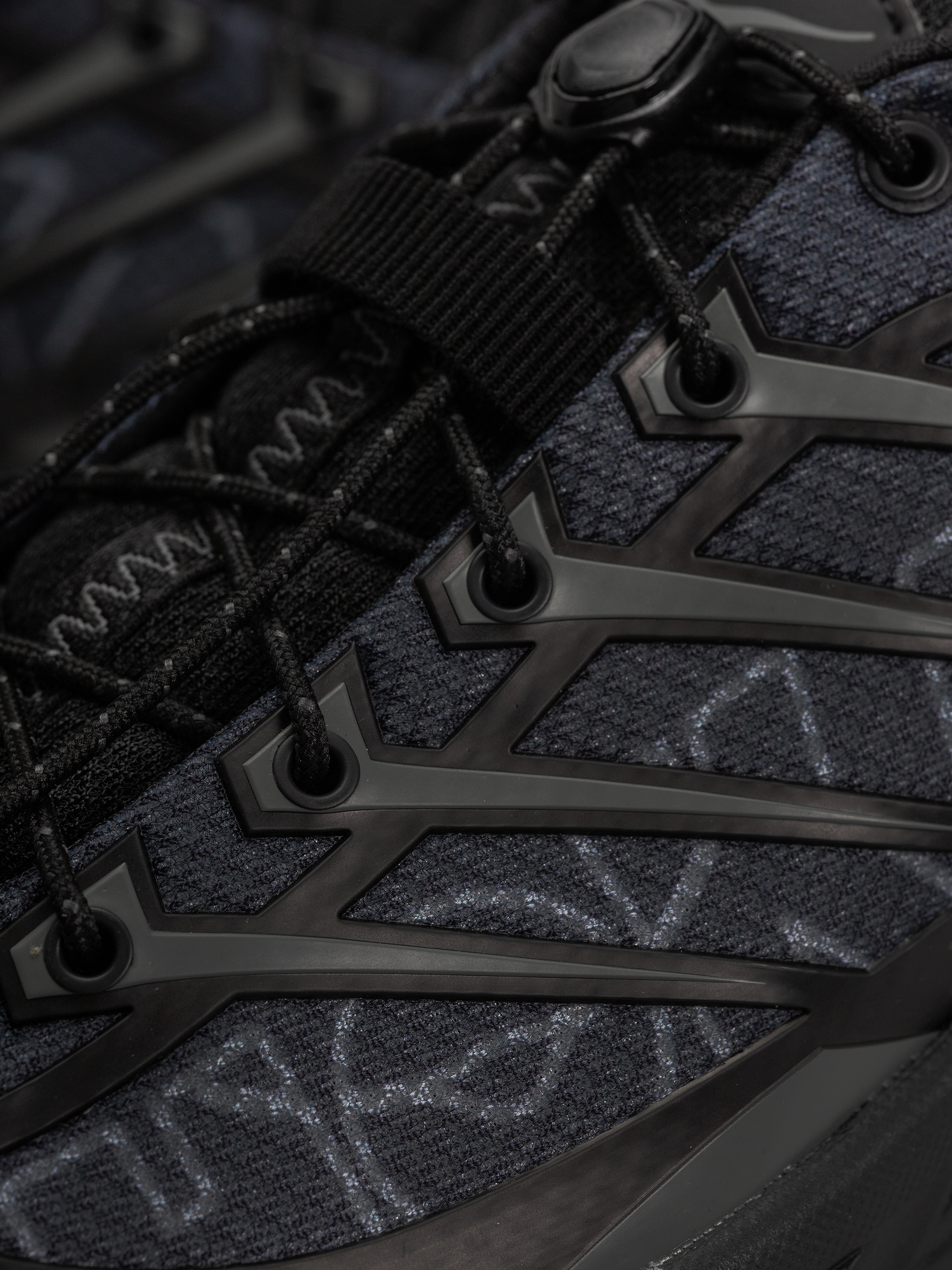 Обувки Hoka Mafate Three 2 Wordmark (black/outer orbit)