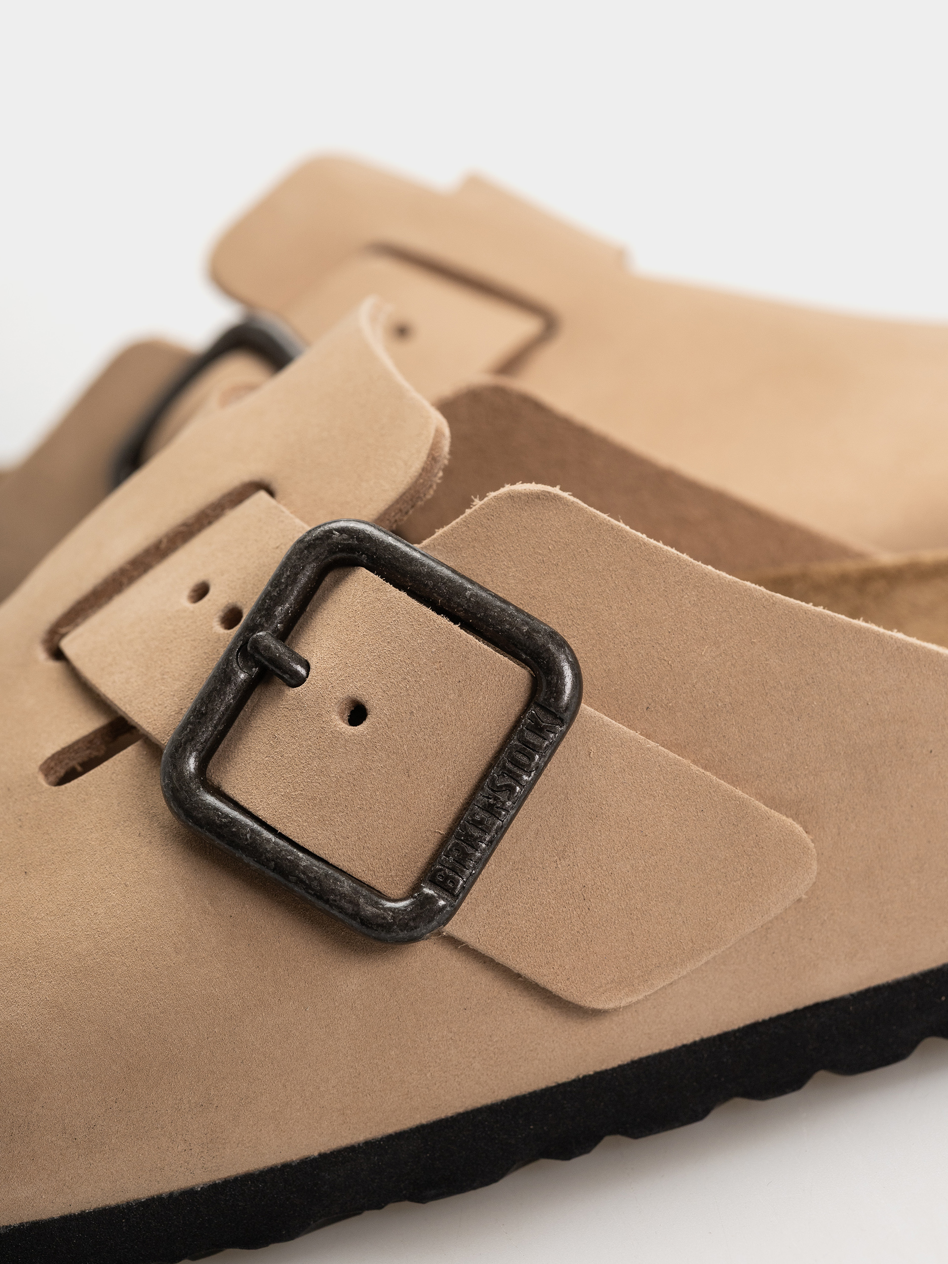 Чехли Birkenstock Boston Wire Buckle Nubuck Leather Narrow (sandcastle)