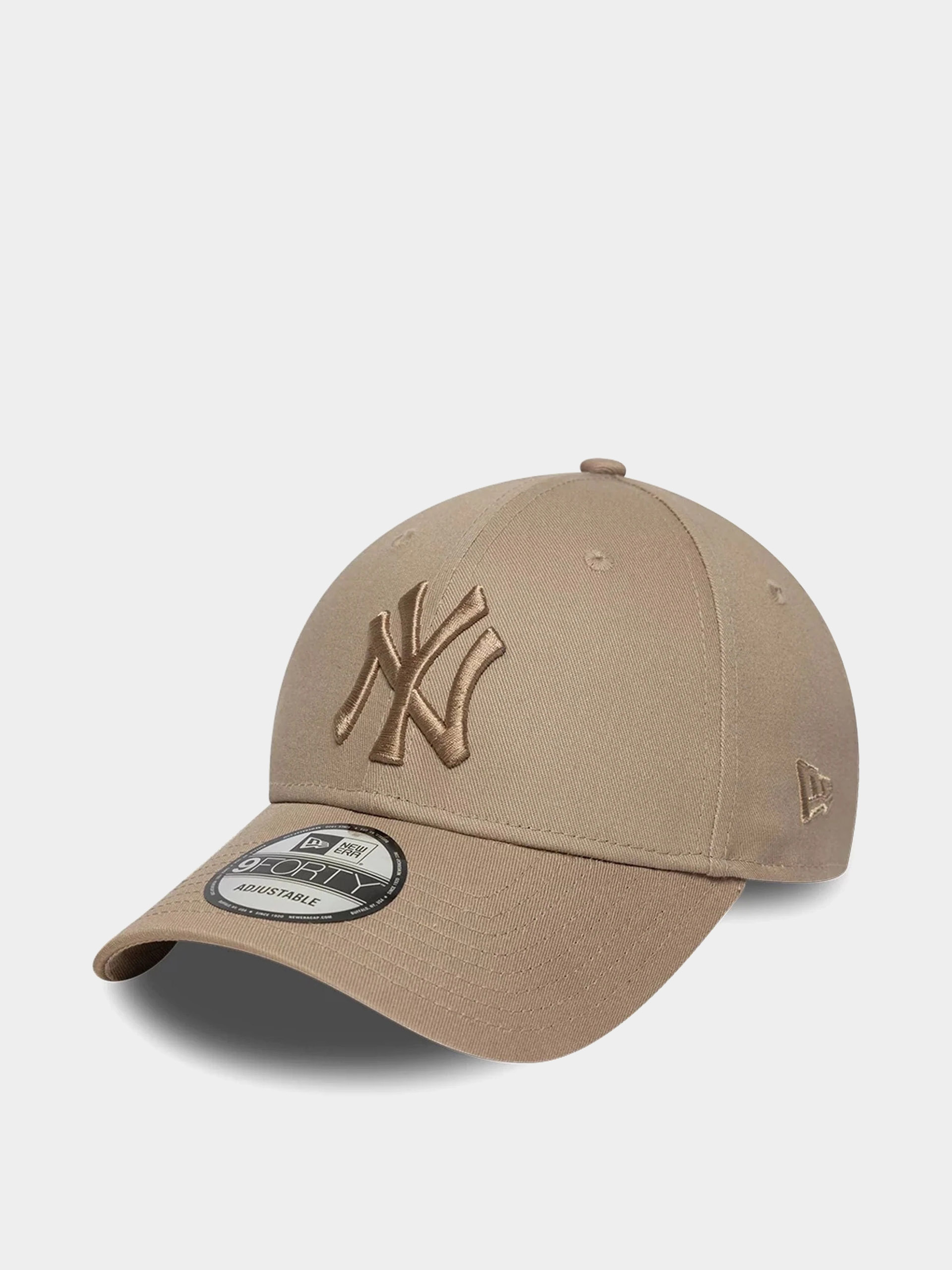 u0428u0430u043fu043au0430 u0441 u043au043eu0437u0438u0440u043au0430 New Era League Essential 9Forty New York Yankees (adobe)