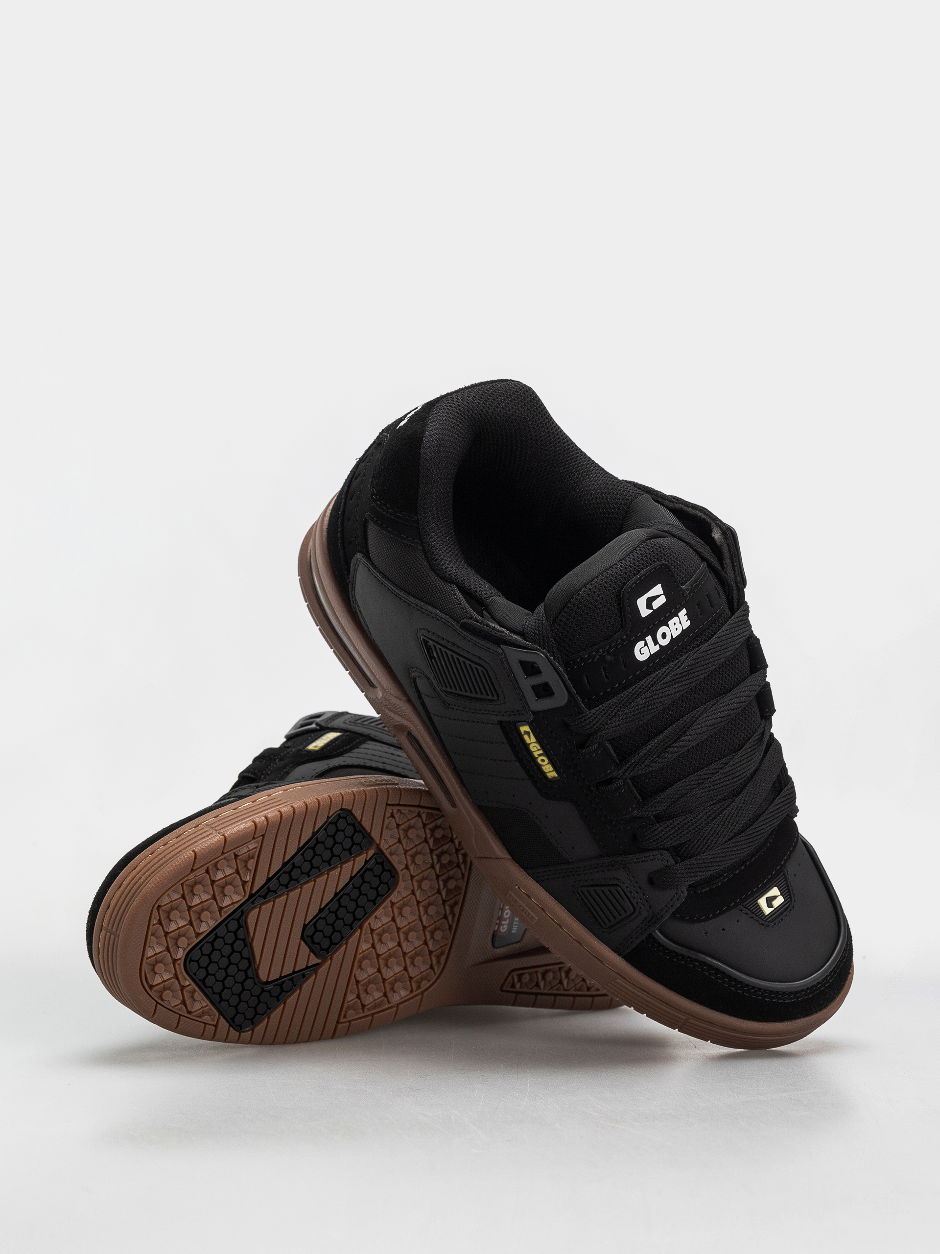 Обувки Globe Sabre (onyx/gum)