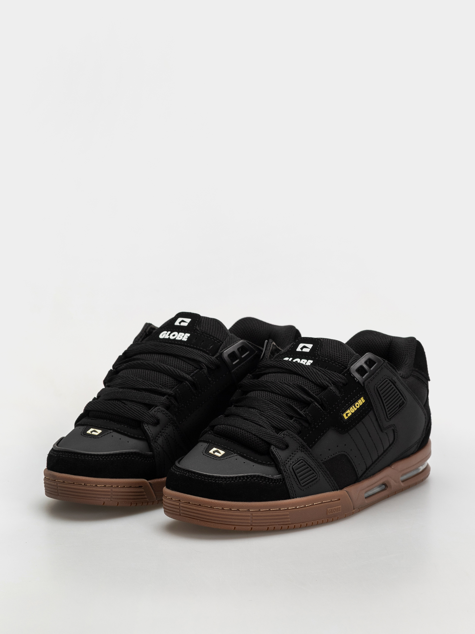 Обувки Globe Sabre (onyx/gum)