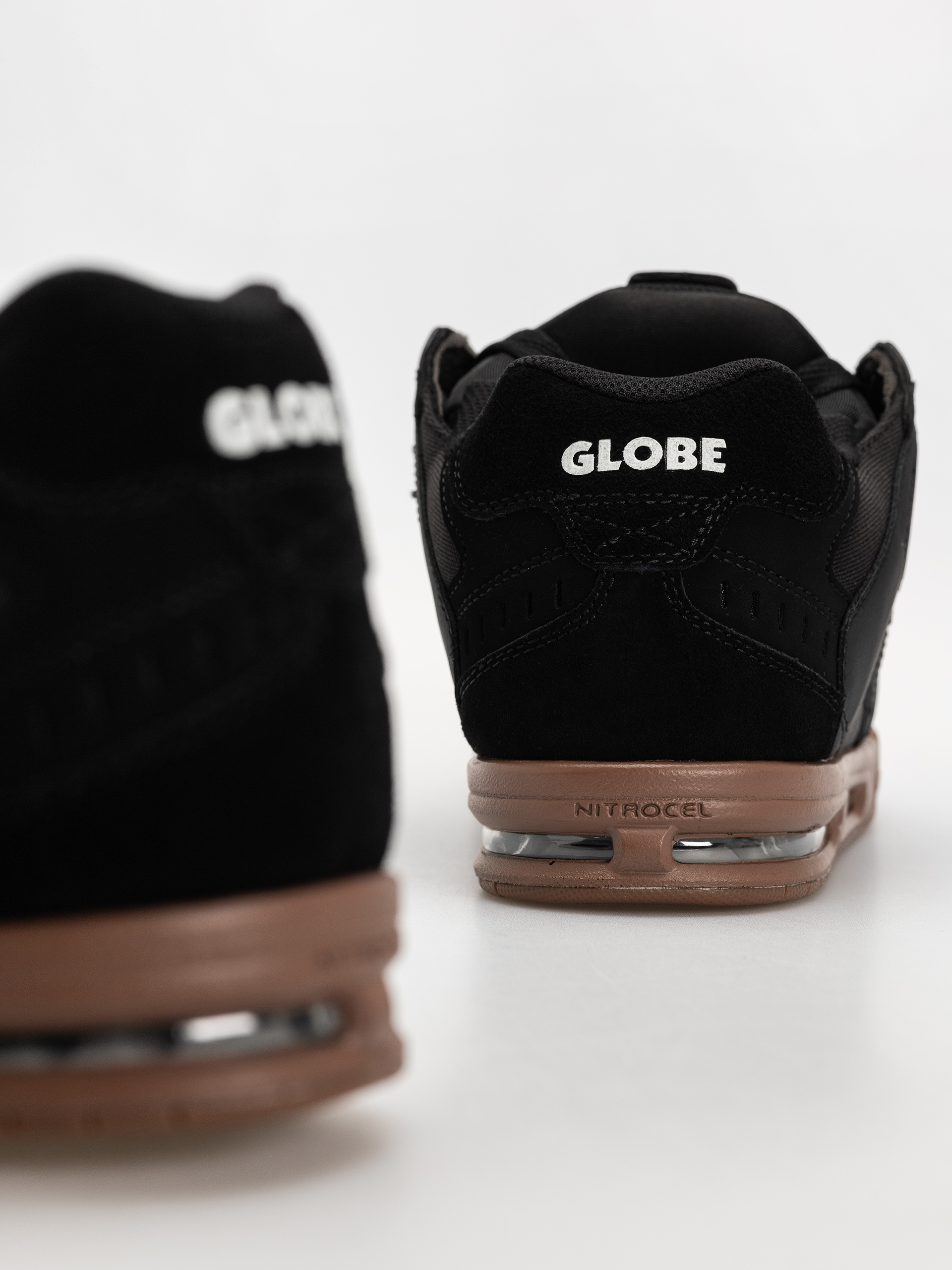 Обувки Globe Sabre (onyx/gum)
